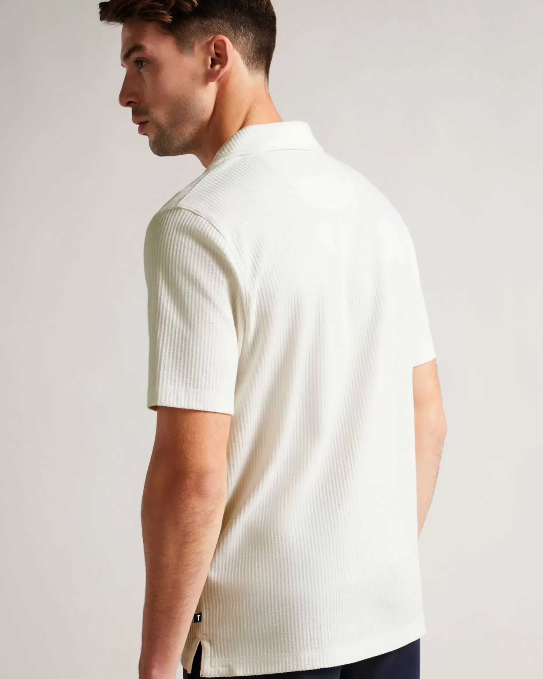 Hot Arkes Men Tops