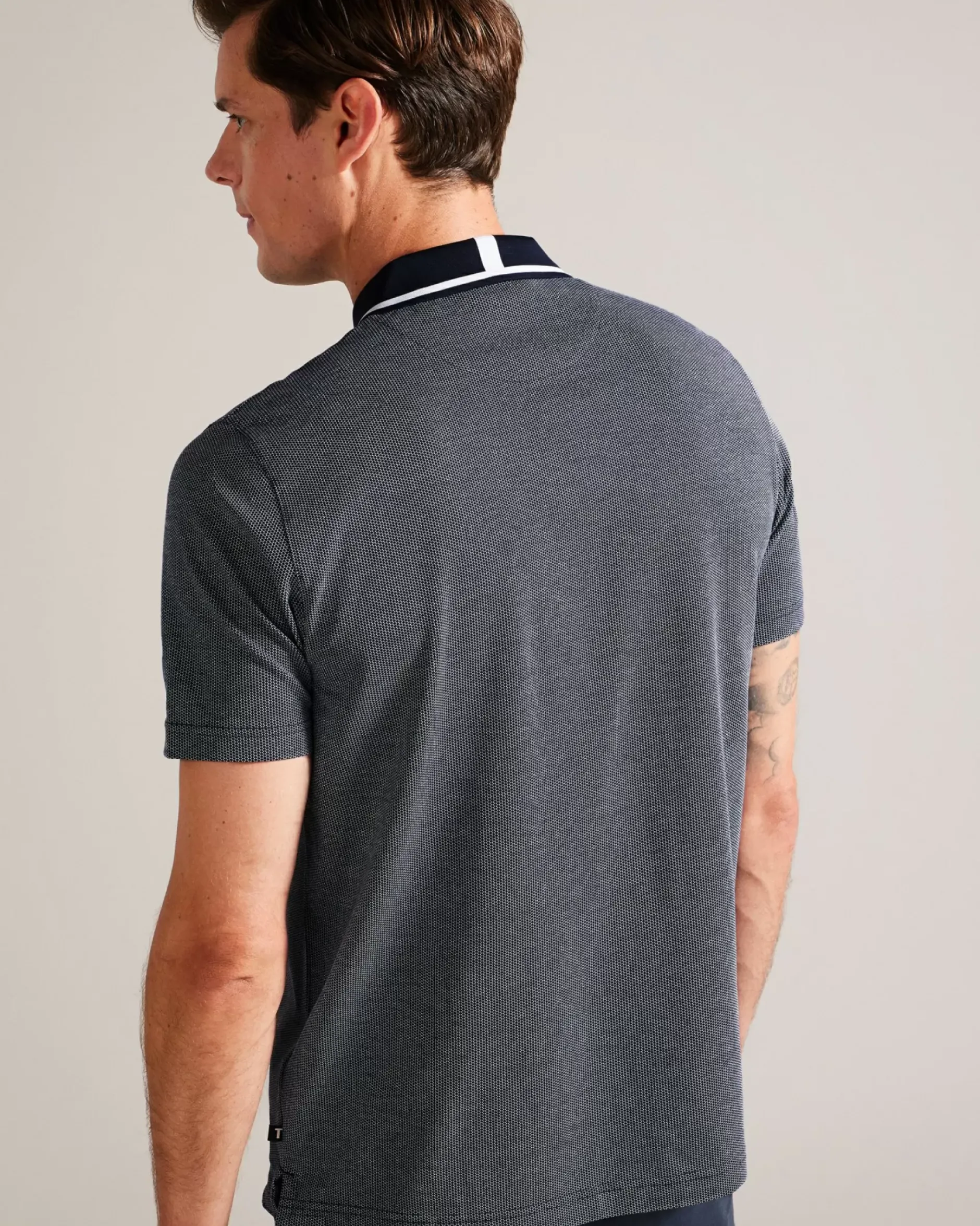 Online Arts Men Tops