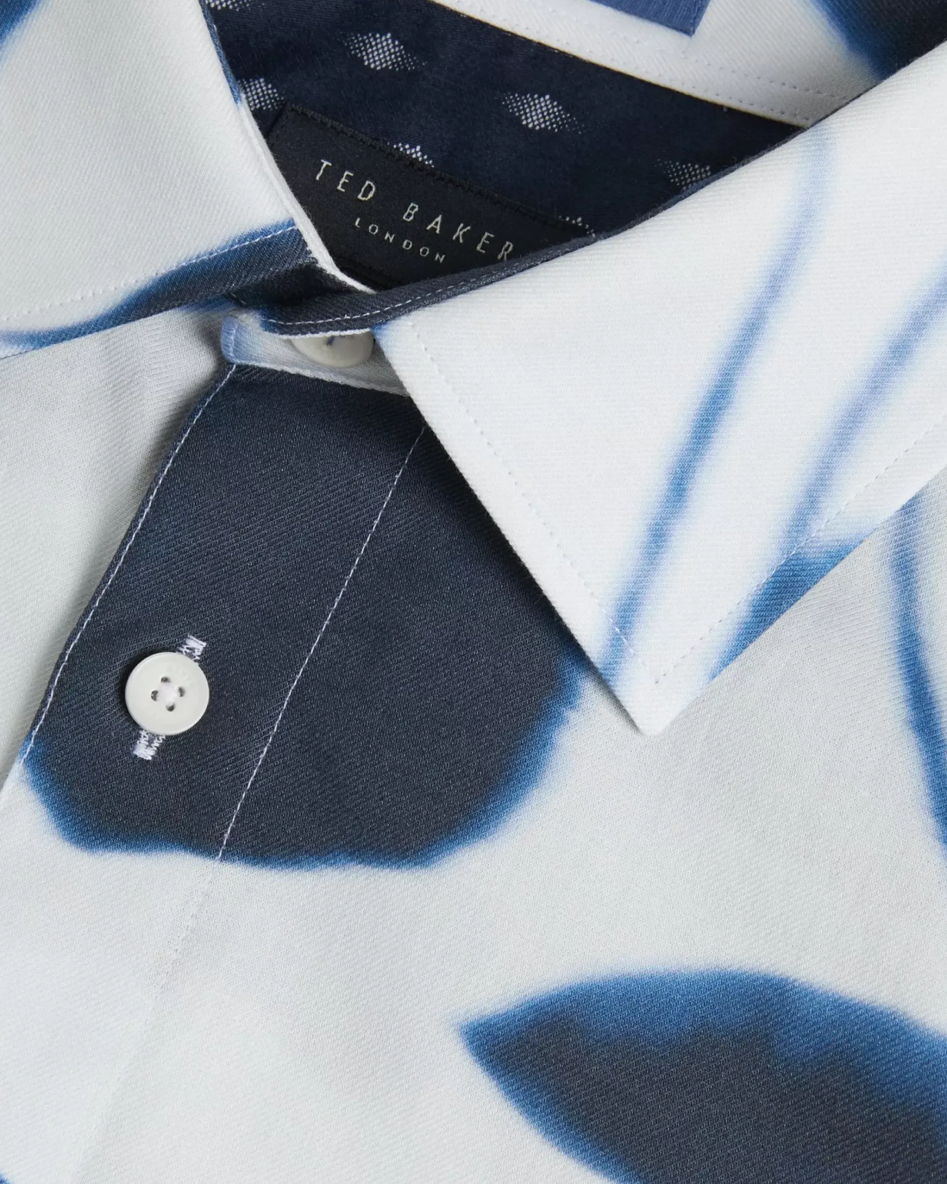 Aversa Men Shirts