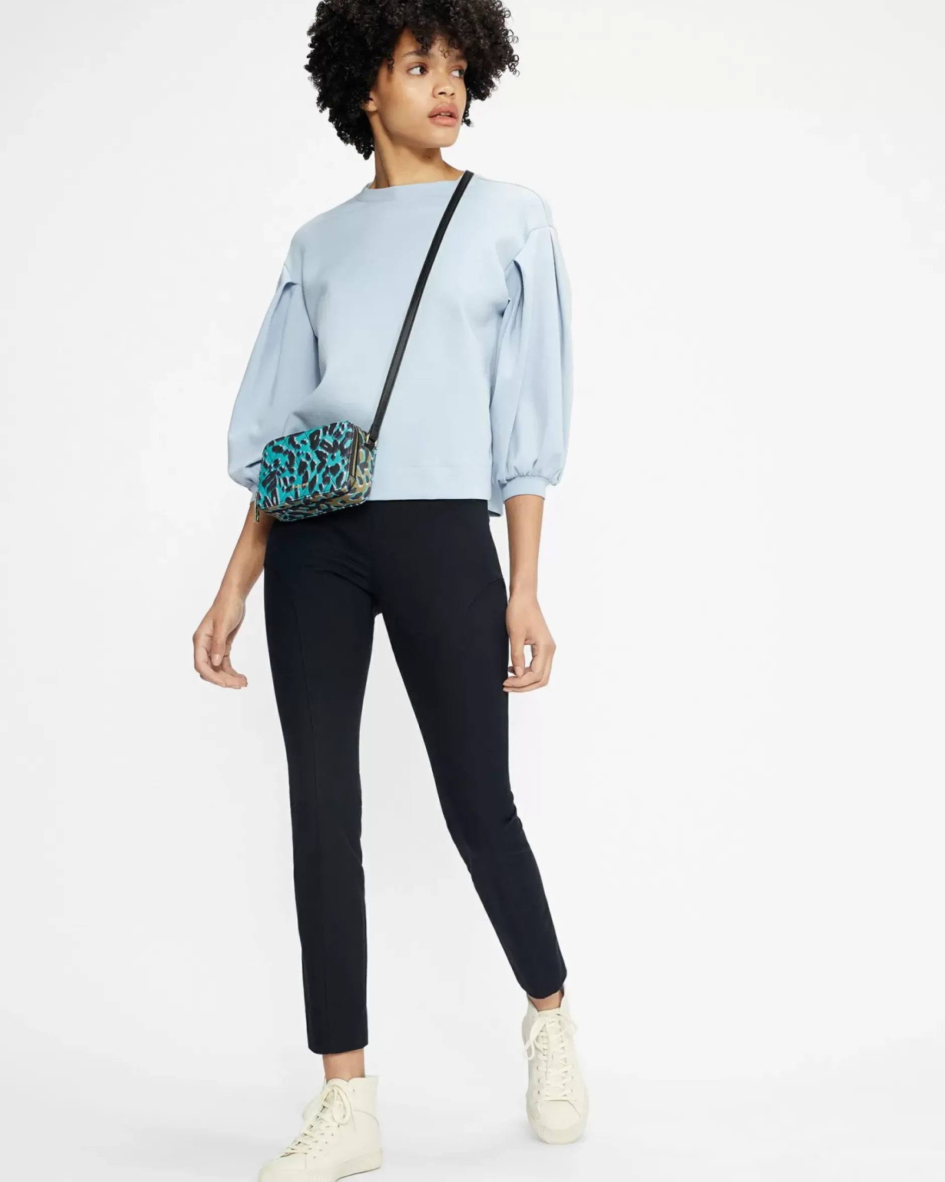 Discount Calya Women Trousers & Shorts