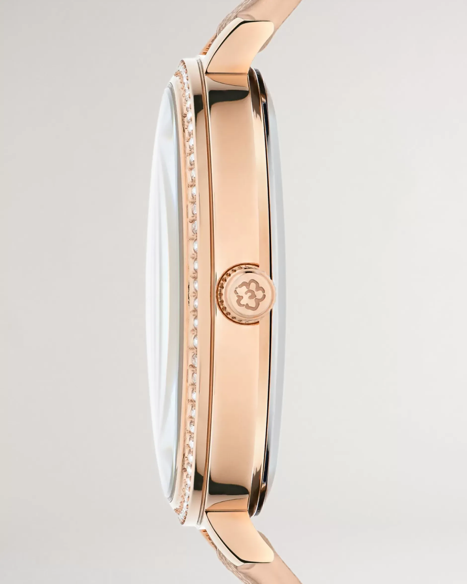 Discount Chessin Women Watches