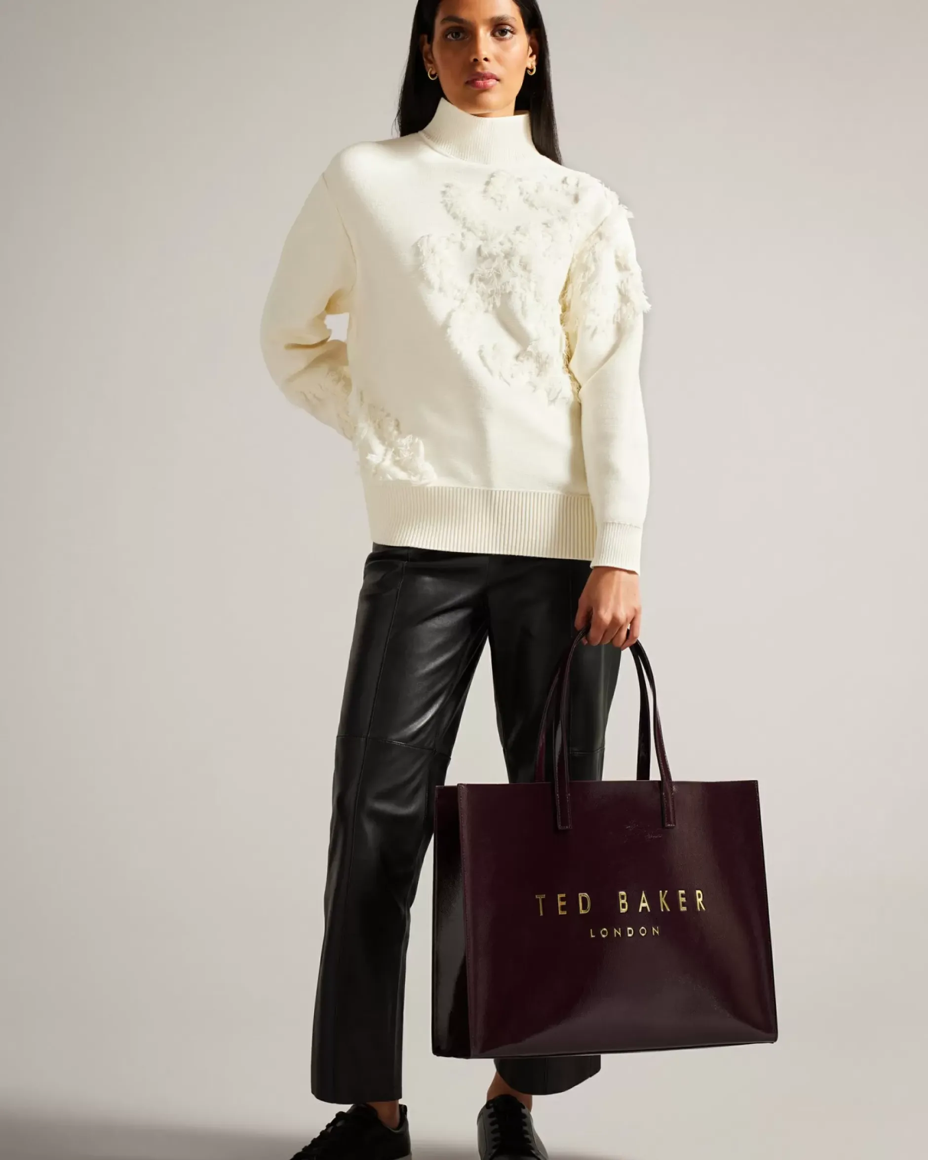 Discount Crikon Women Icon Bags & Signature Bags