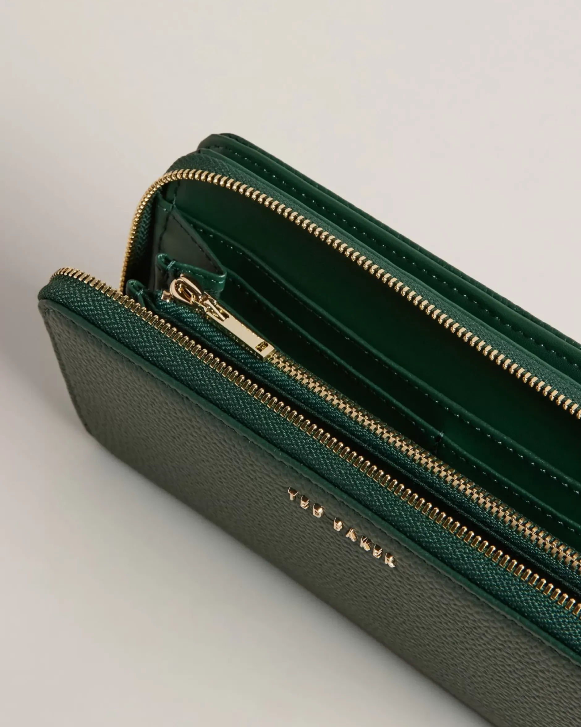 Best Daliea Women Purses & Cardholders