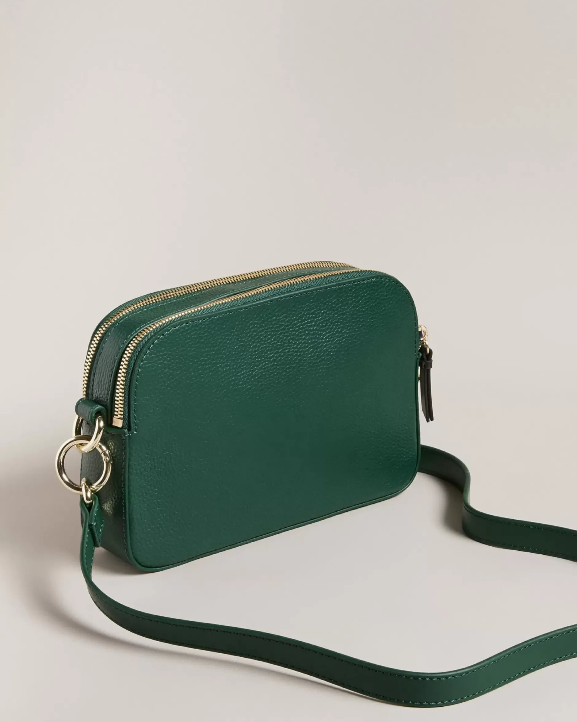 Best Darcelo Women Leather Bags