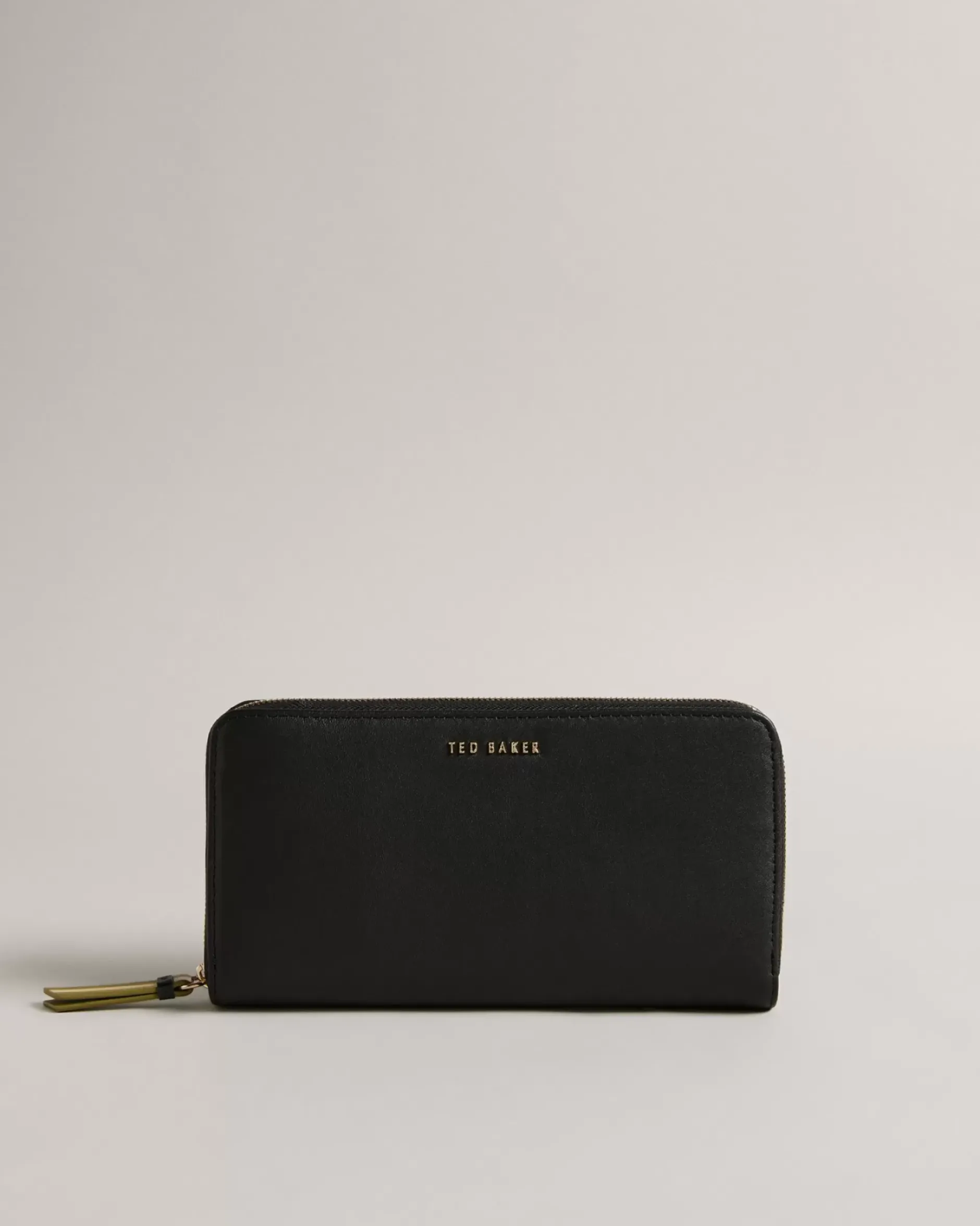 Clearance Darciea Women Purses & Cardholders