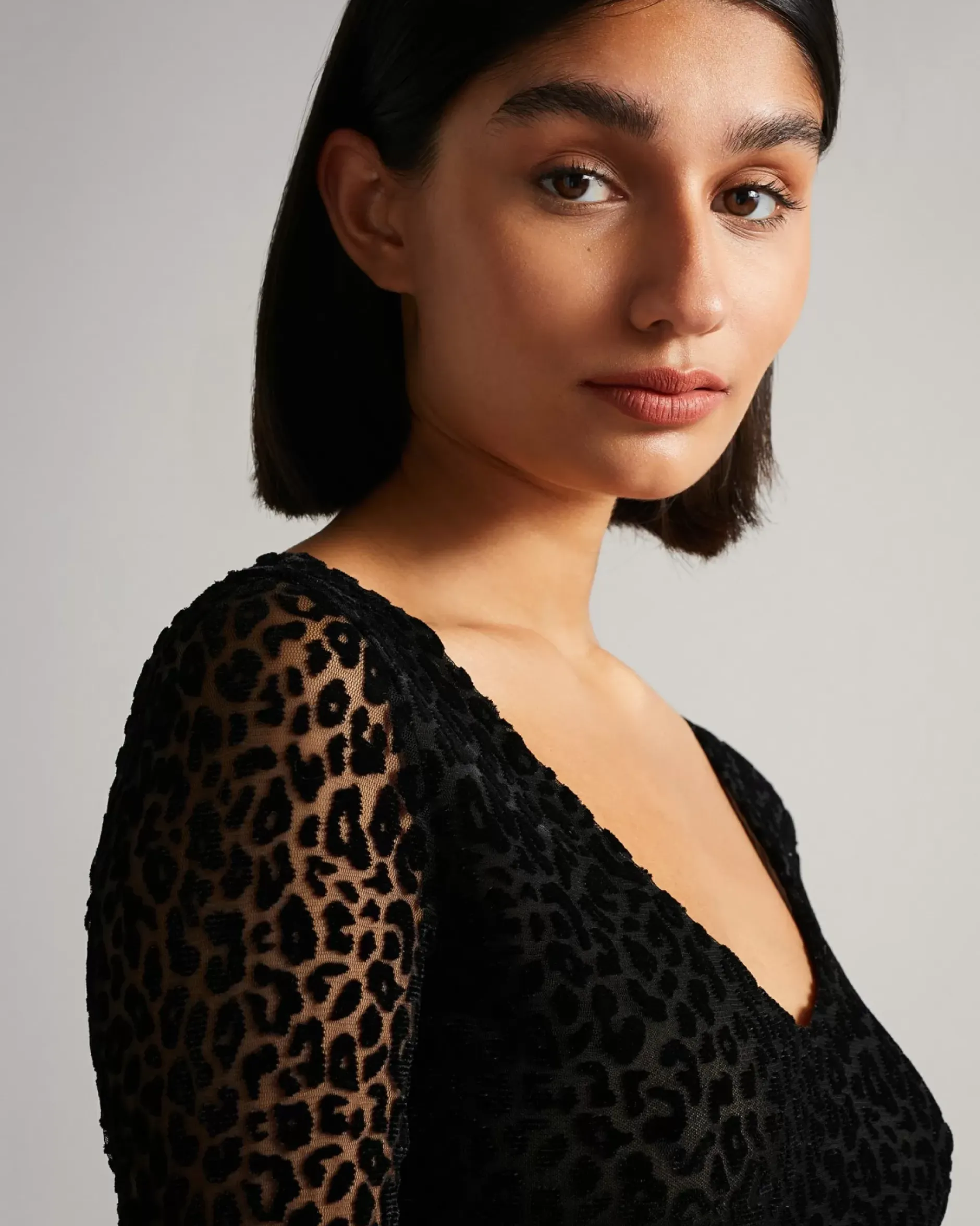 Outlet Darcina Women Tops & Blouses