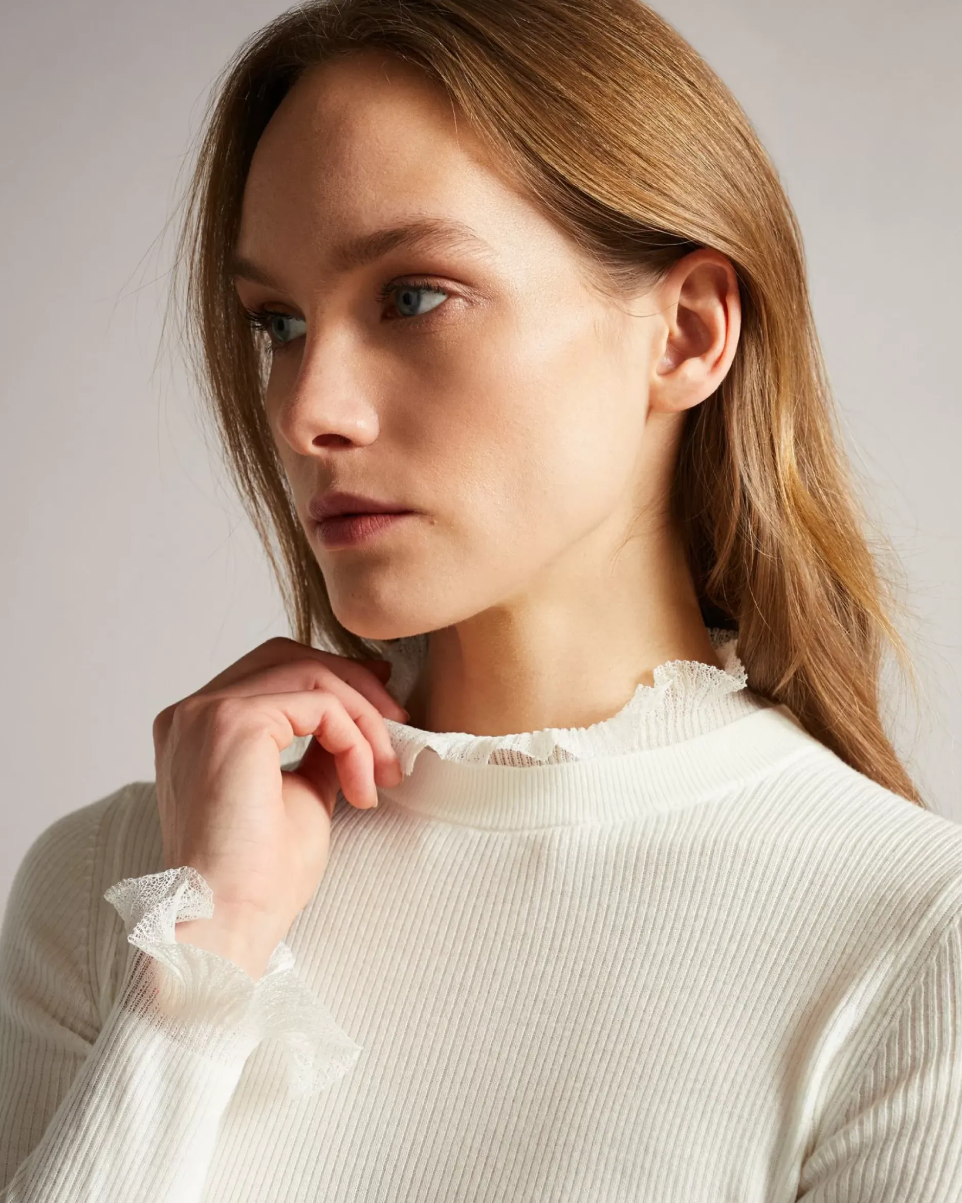 Dvana Women Jumpers & Cardigans