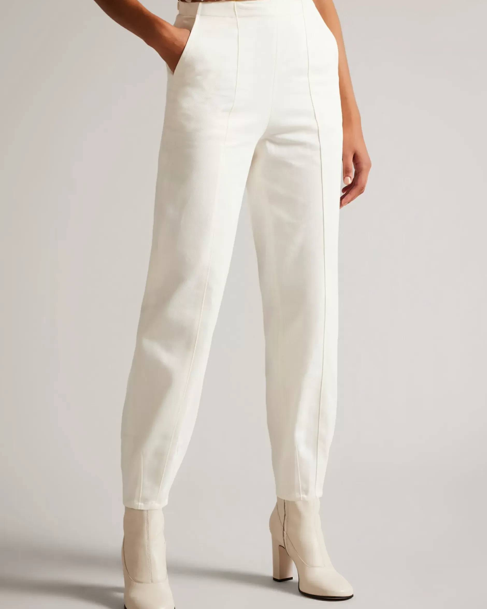 Sale Eliona Women Trousers & Shorts