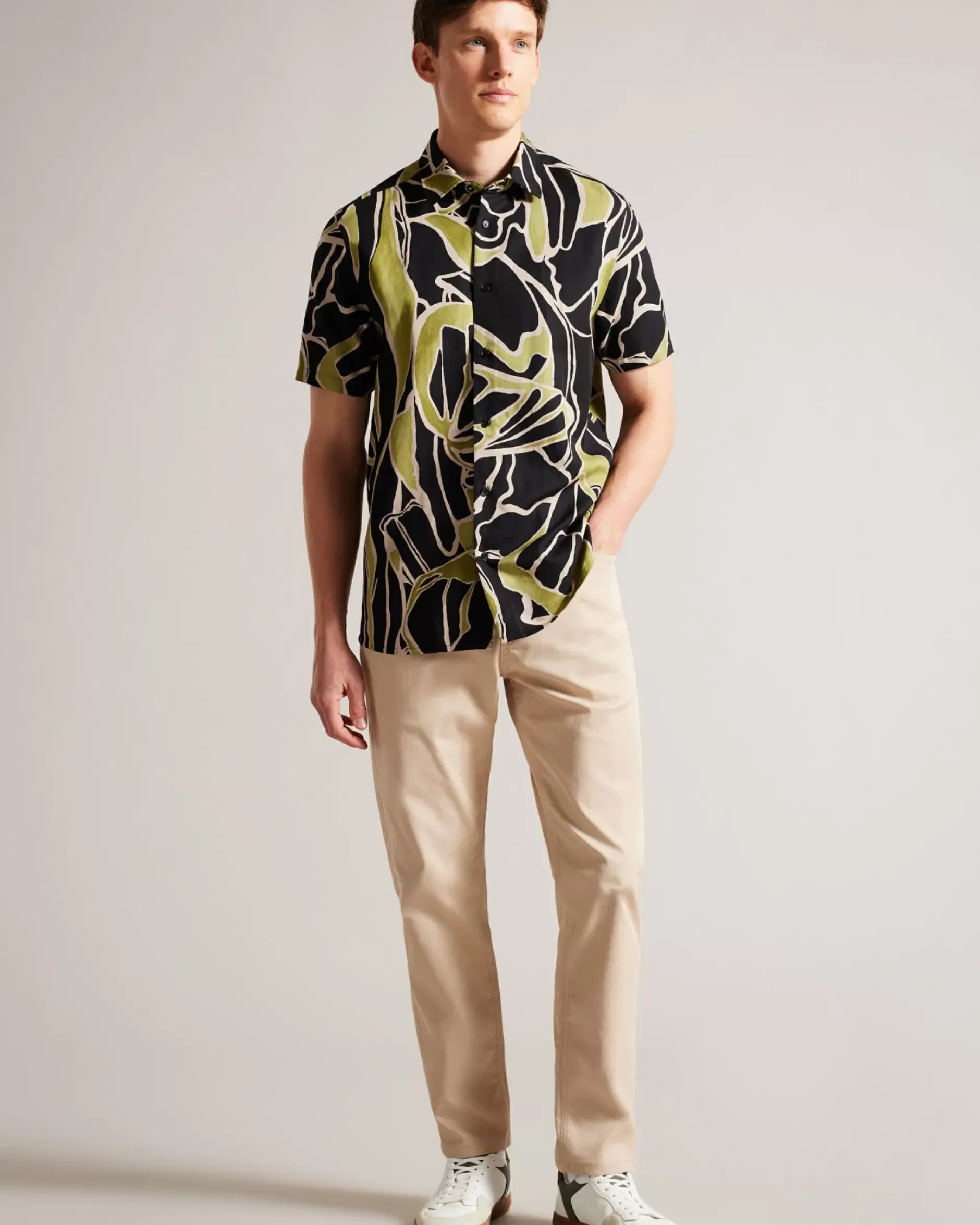 Clearance Errew Men Shirts