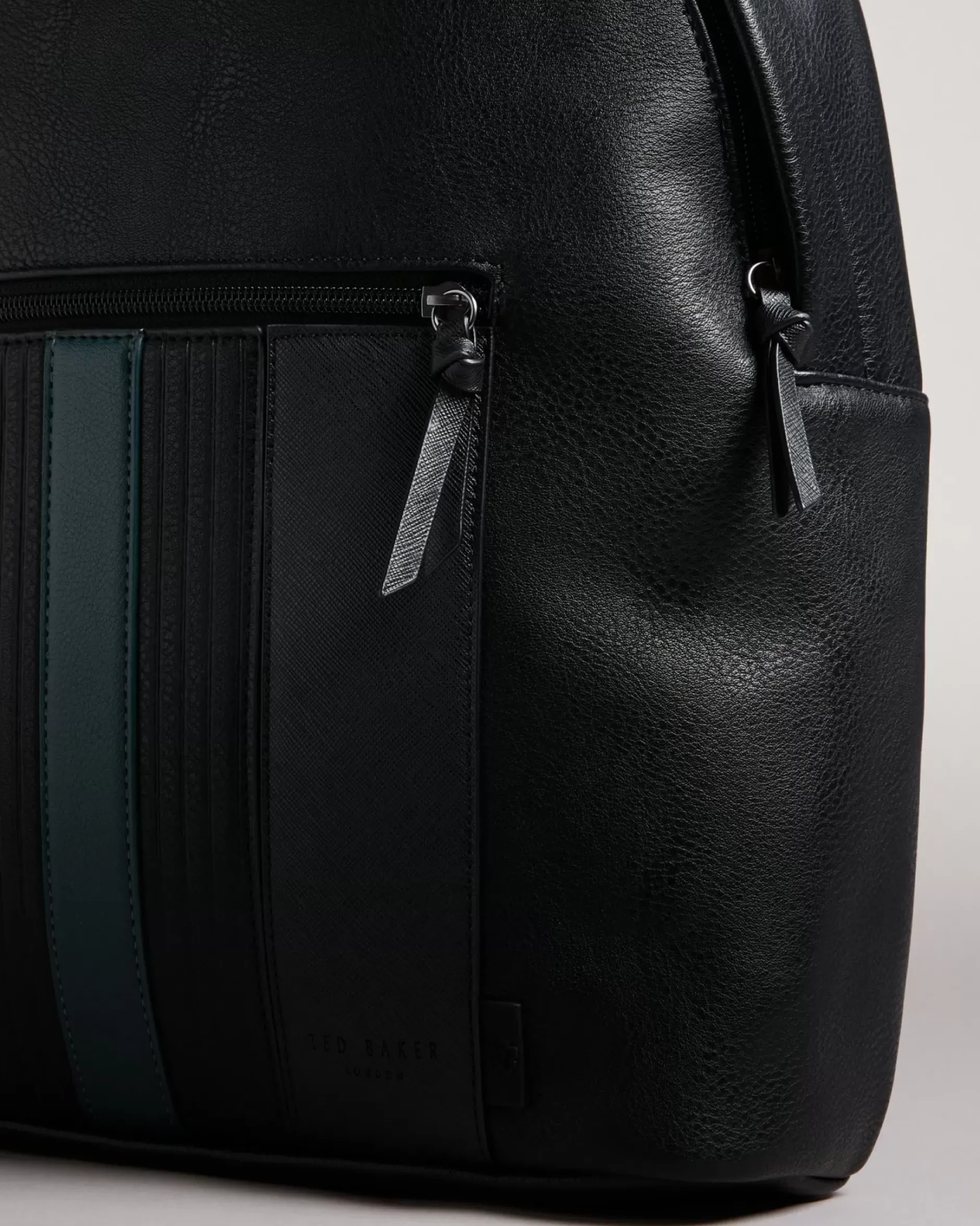 Clearance Esentle Men Backpacks