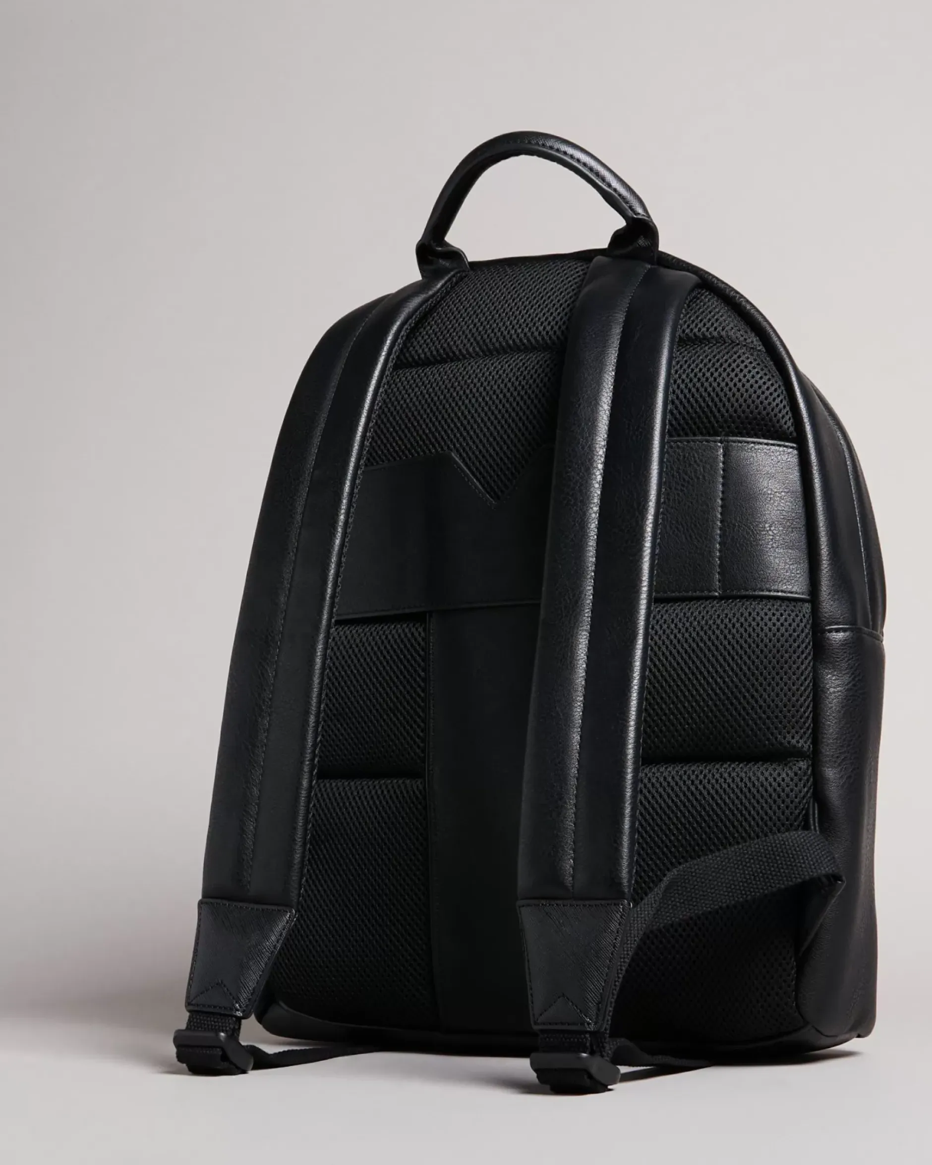 Clearance Esentle Men Backpacks