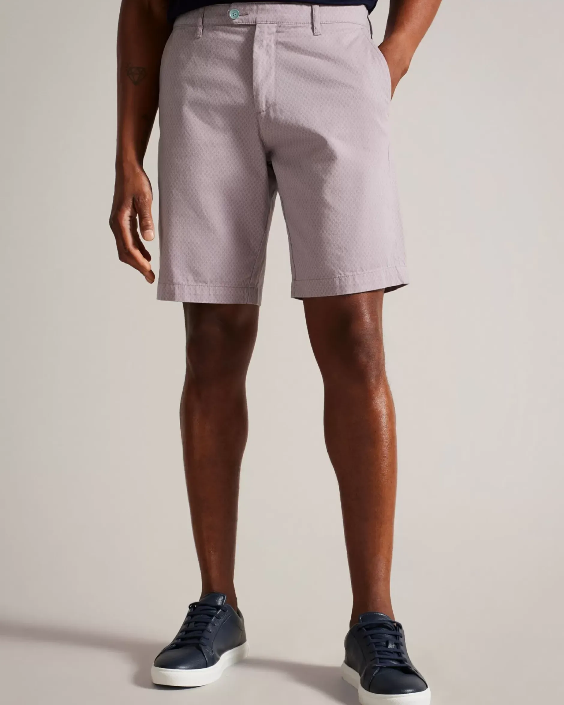 Discount Estate Men Shorts