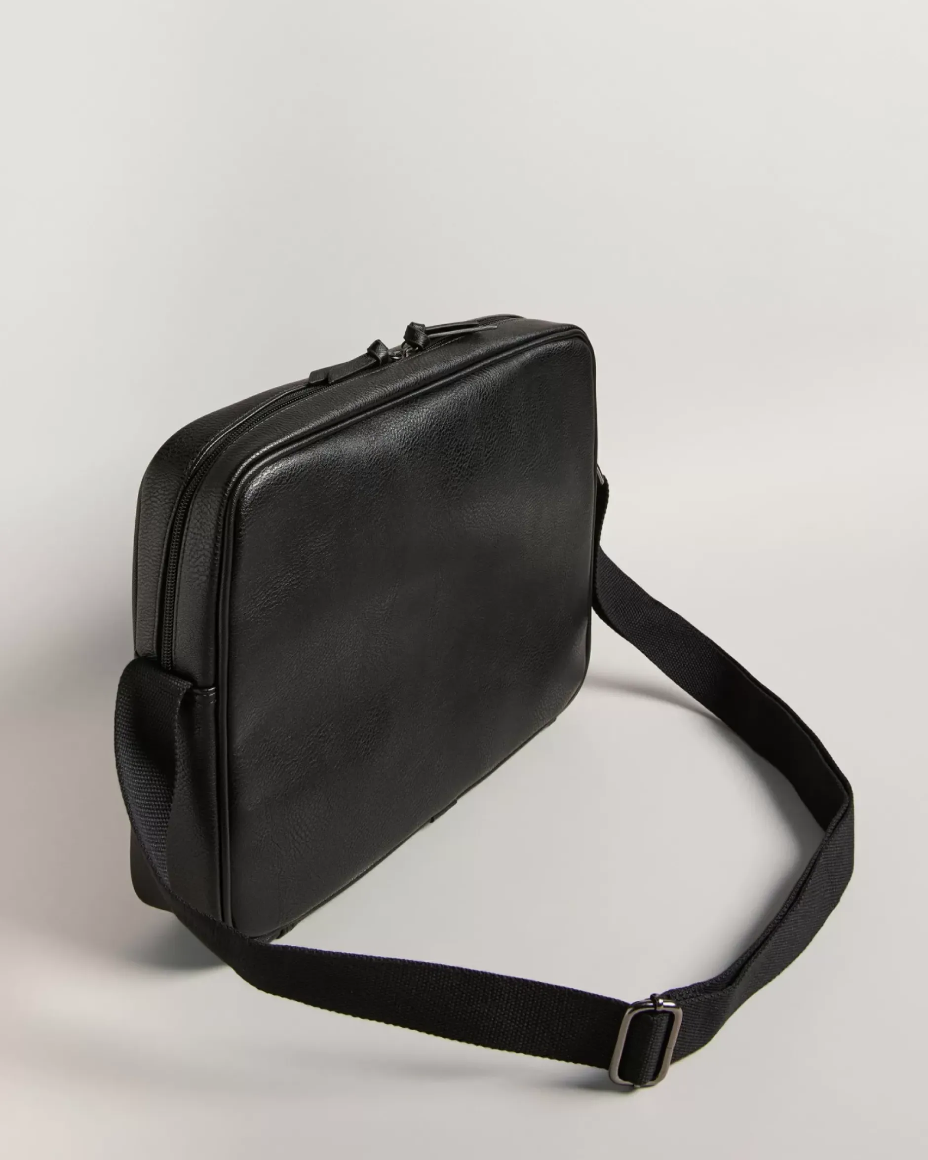 Sale Evvan Men Work Bags