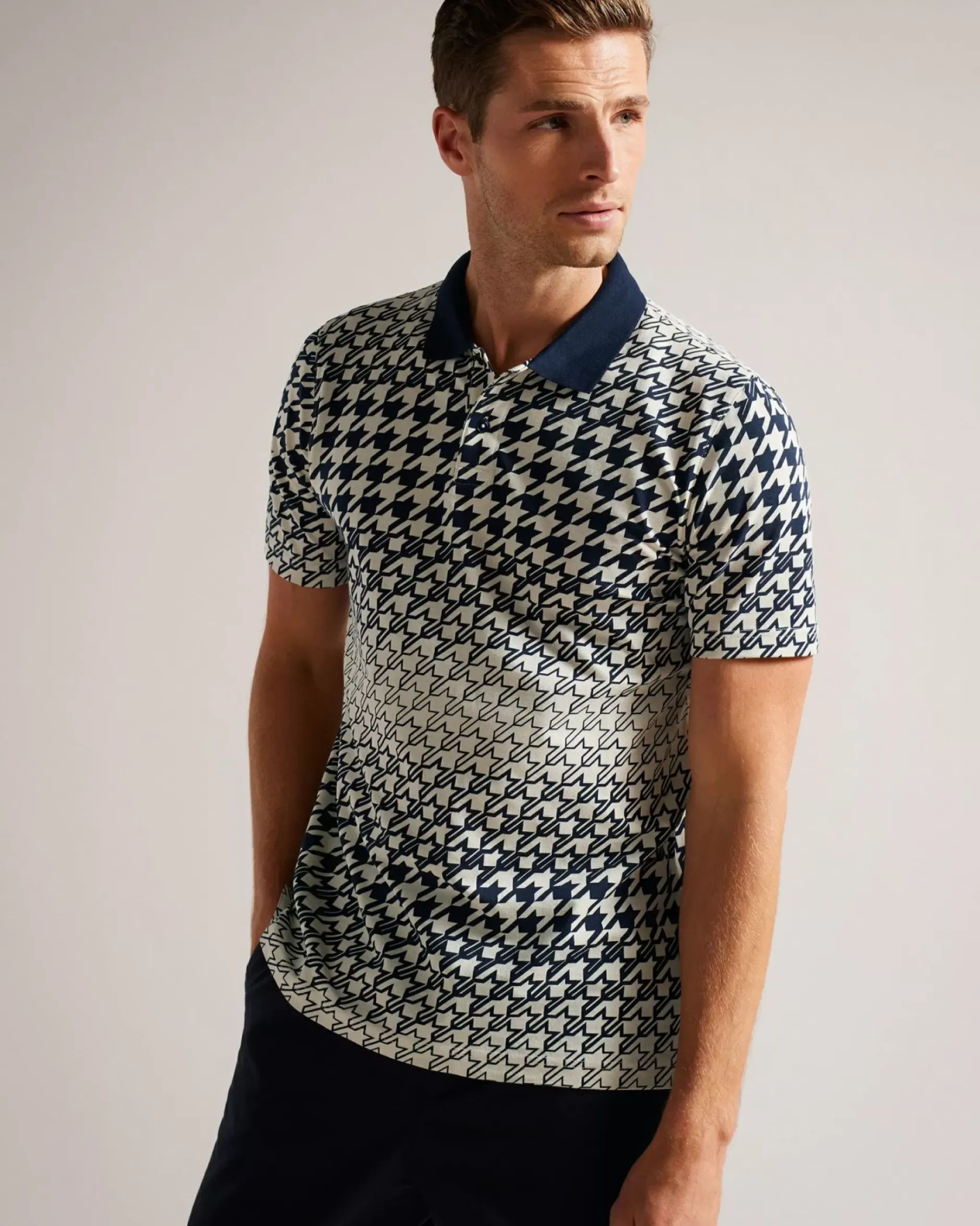 Outlet Gaelic Men Tops