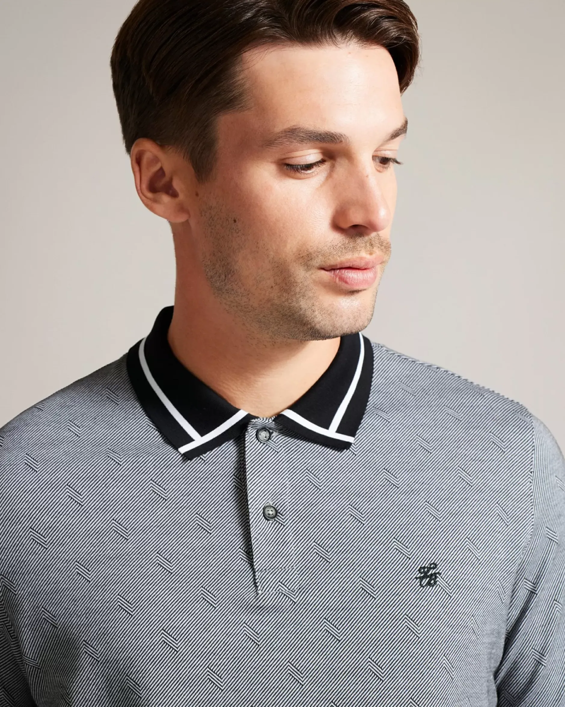 Online Ginald Men Tops