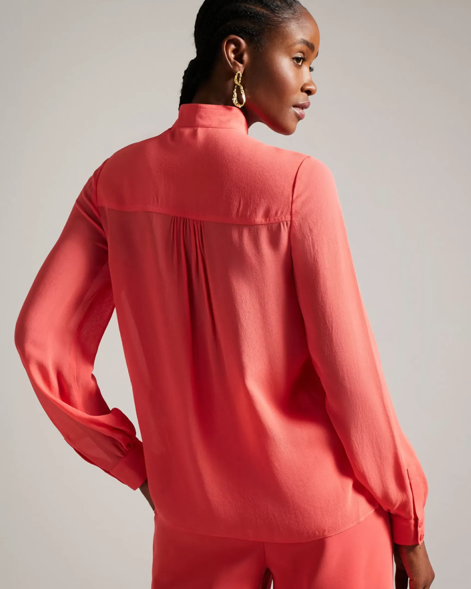 Clearance Hendra Women Tops & Blouses