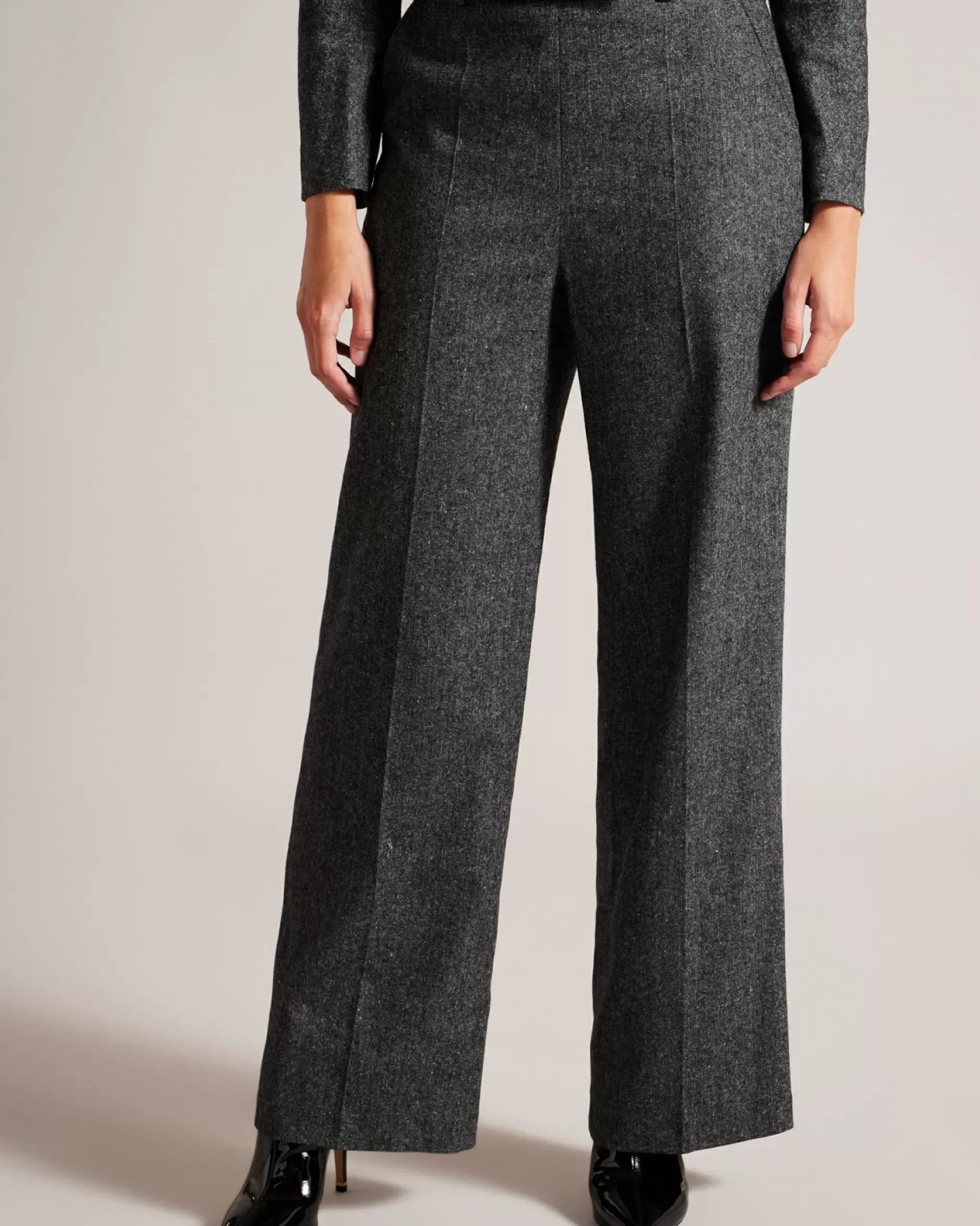 Clearance Jaiddet Women Suits & Co-Ords