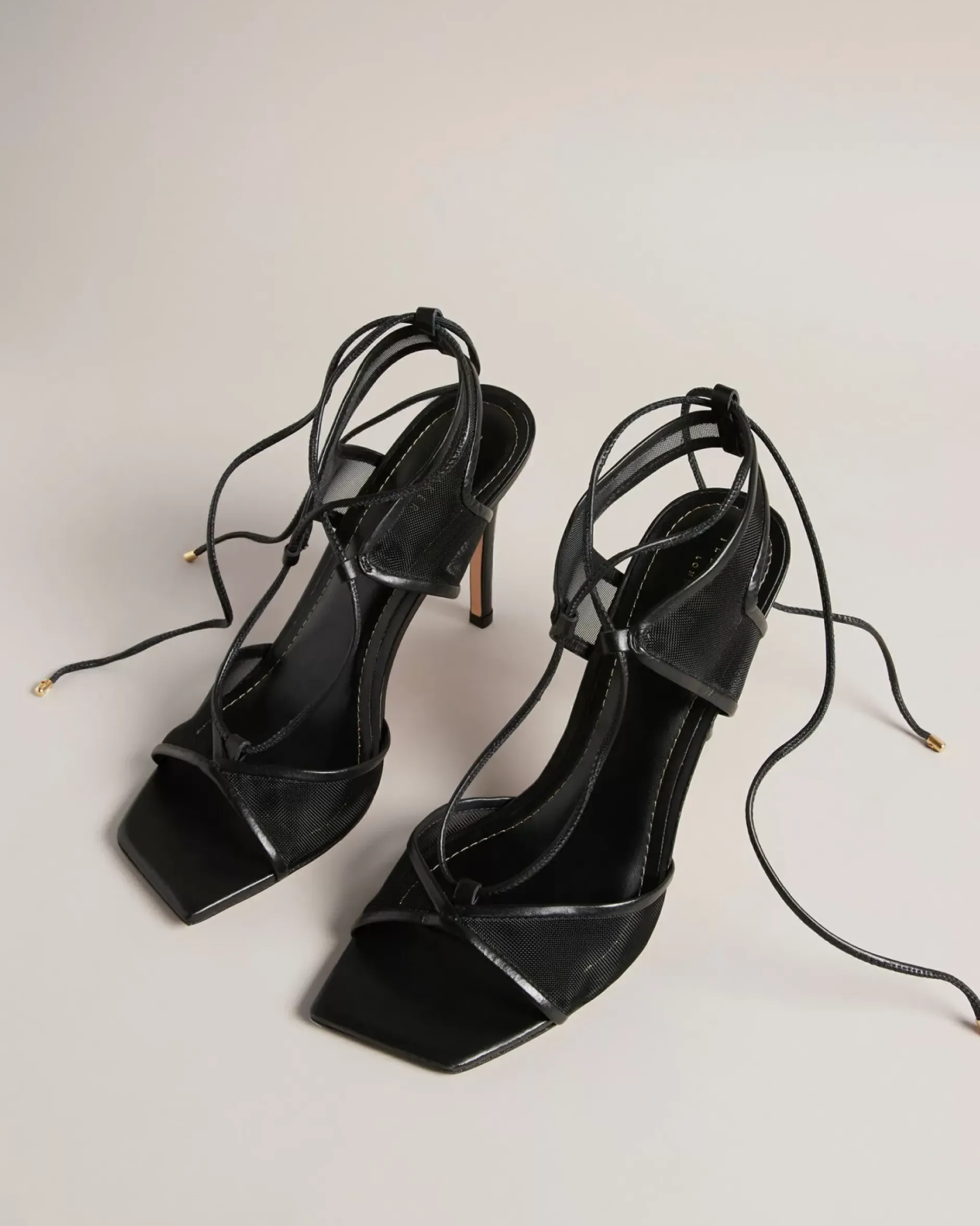 New Junera Women Sandals & Sliders