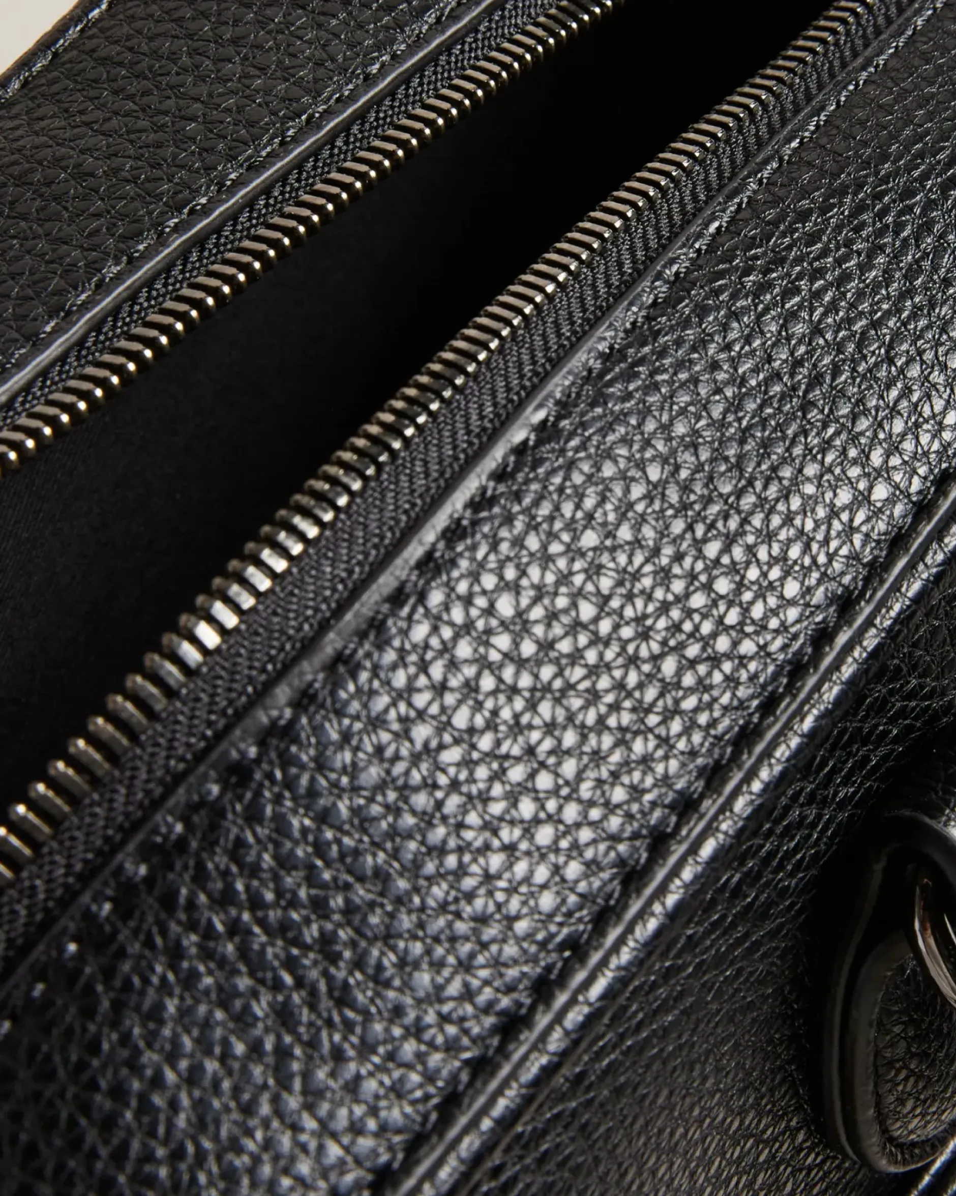 Online Kaden Men Document Bags