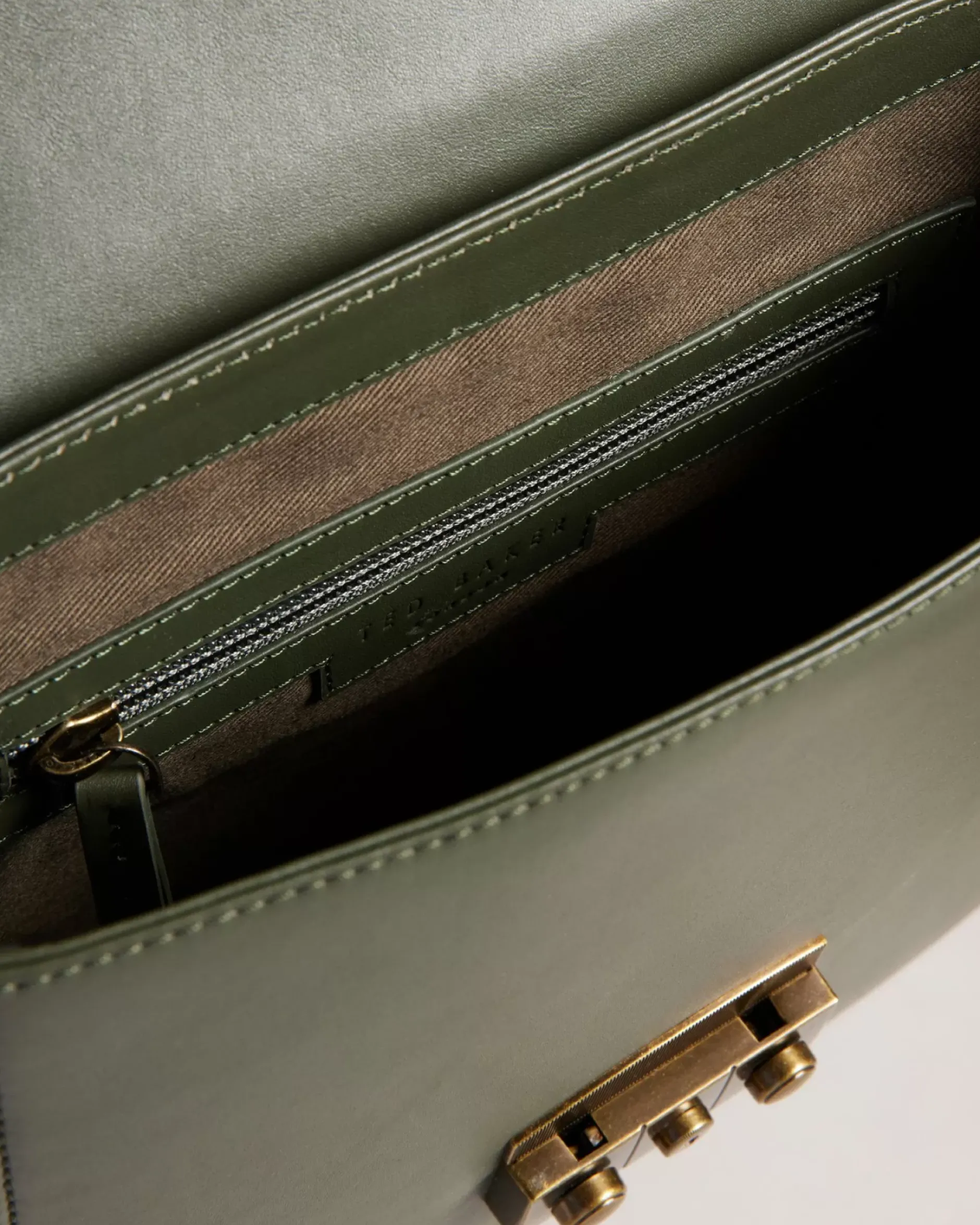 Discount Kalvon Men Cross Body Bags