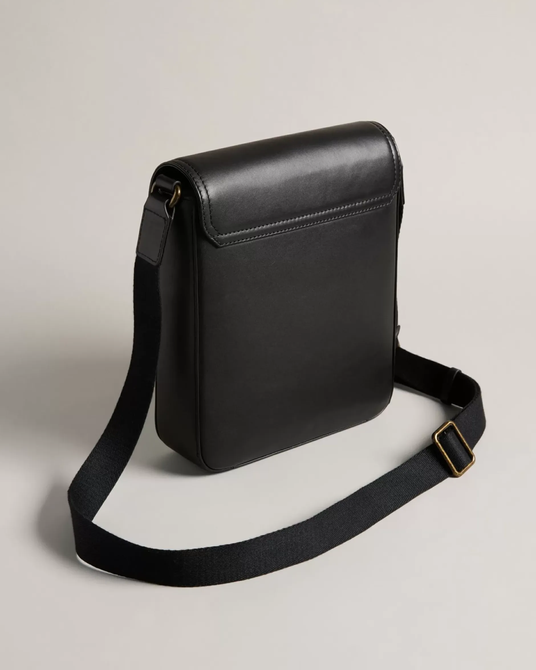 Outlet Kalvon Men Cross Body Bags