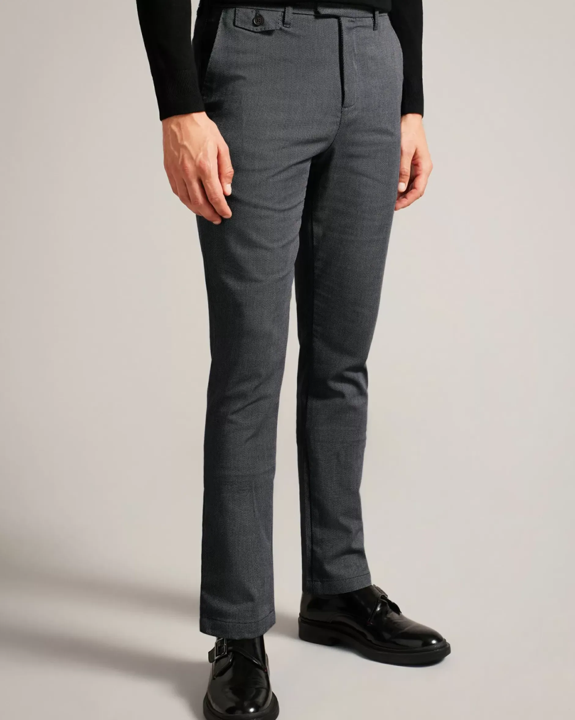 Outlet Kinner Men Trousers & Chinos