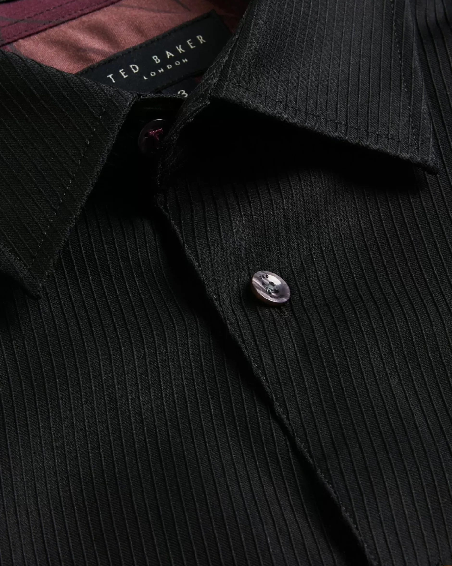 Lecce Men Shirts