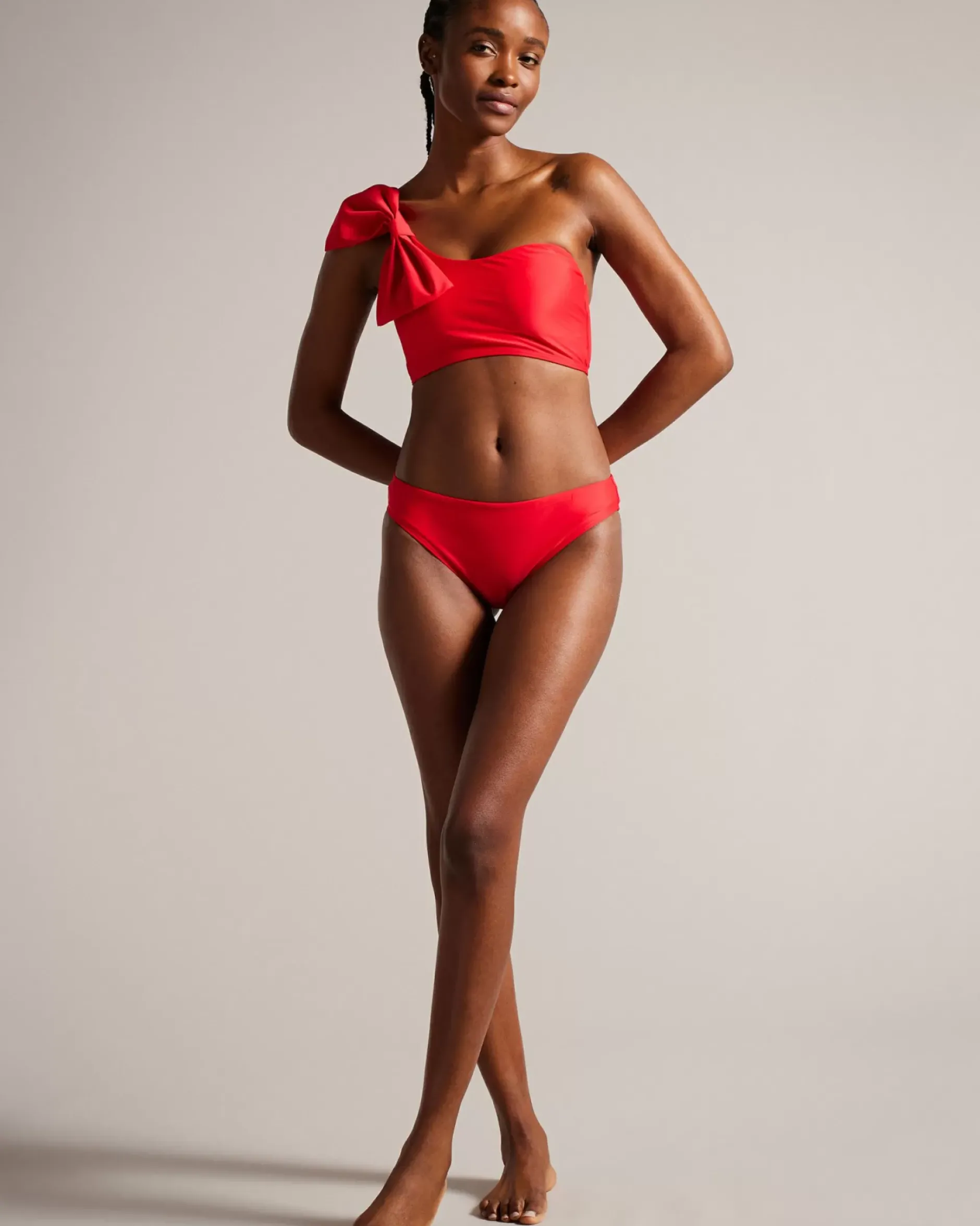 Hot Liennaa Women Swimwear & Beachwear
