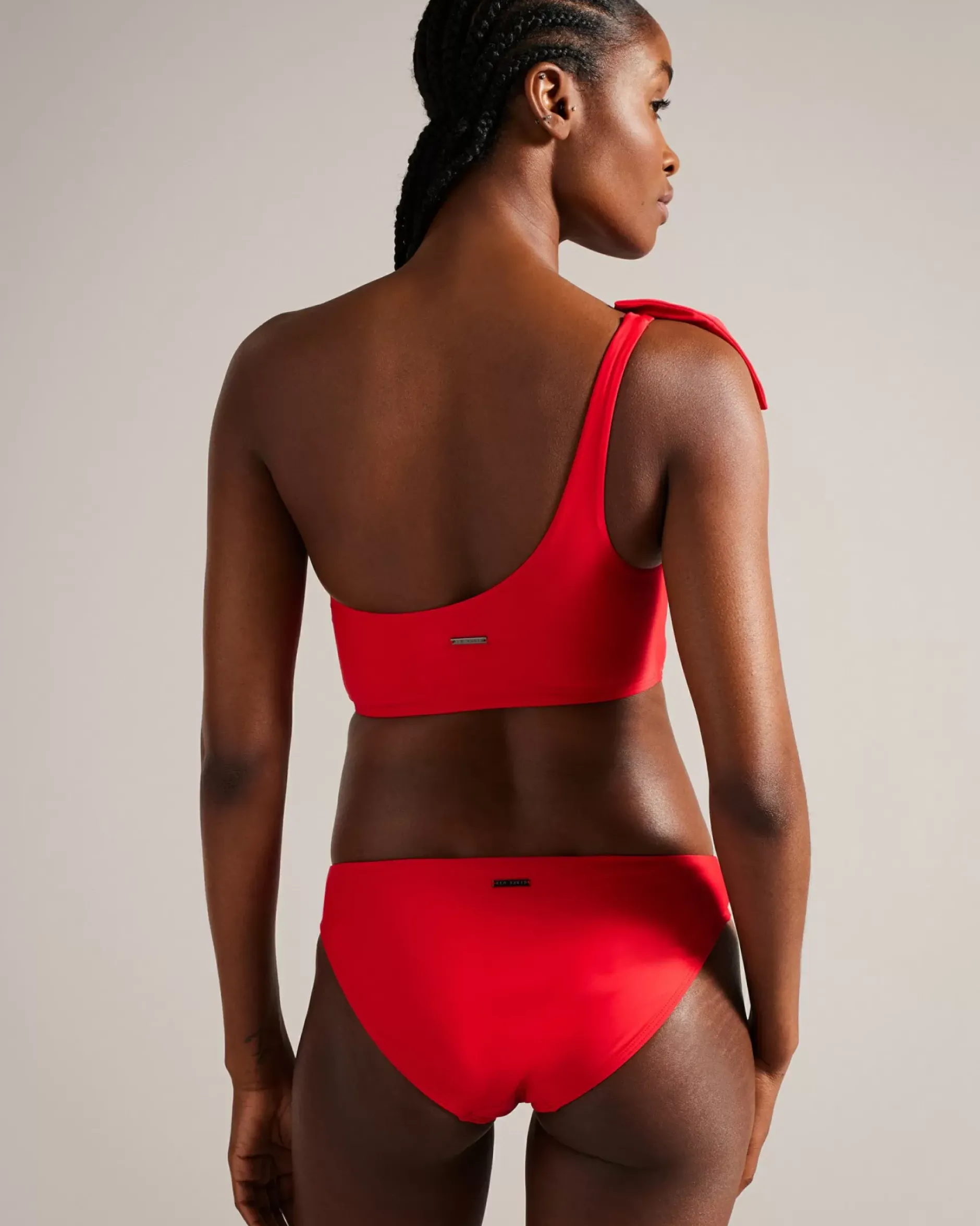 Hot Liennaa Women Swimwear & Beachwear