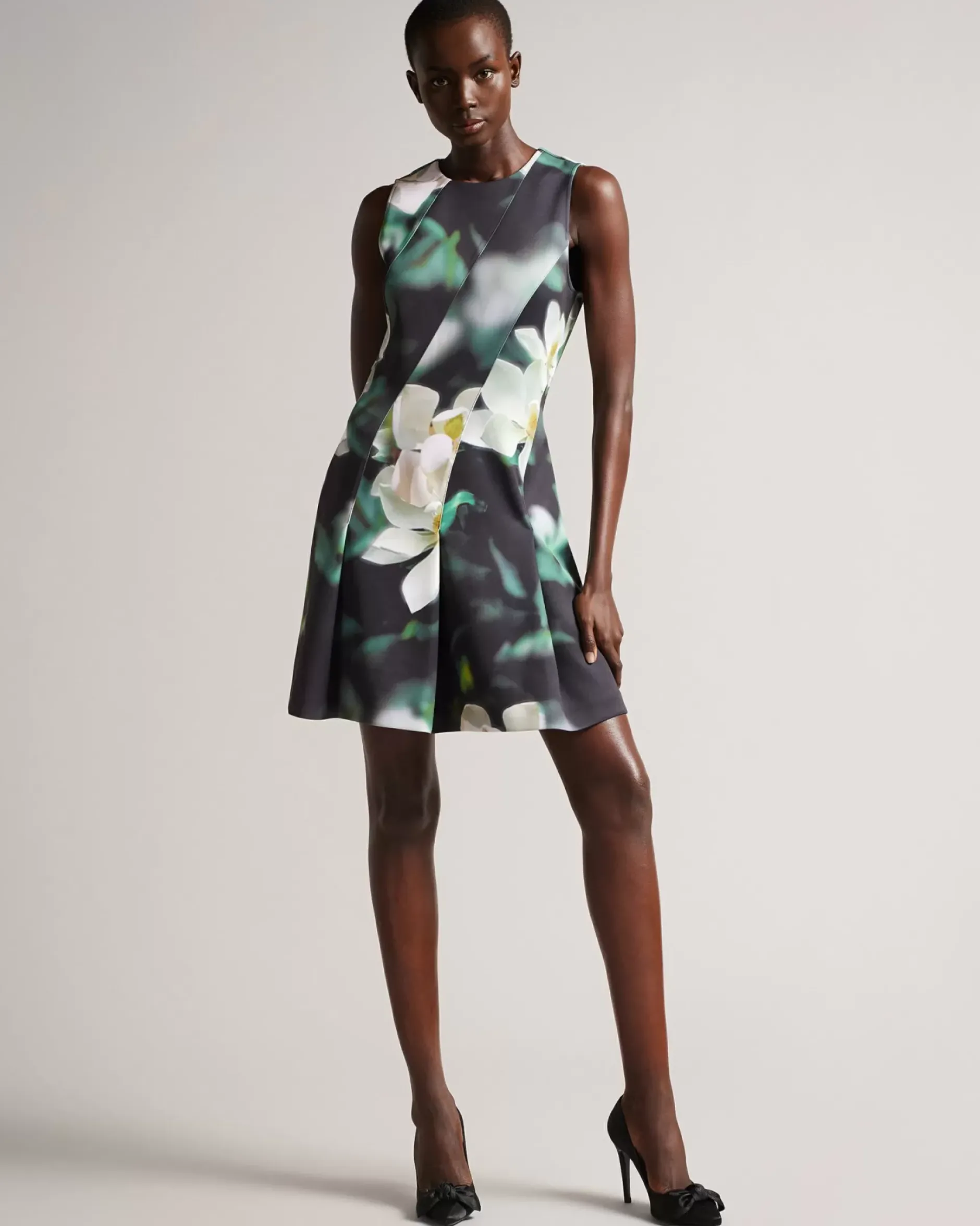 Discount Maggnie Women Dresses