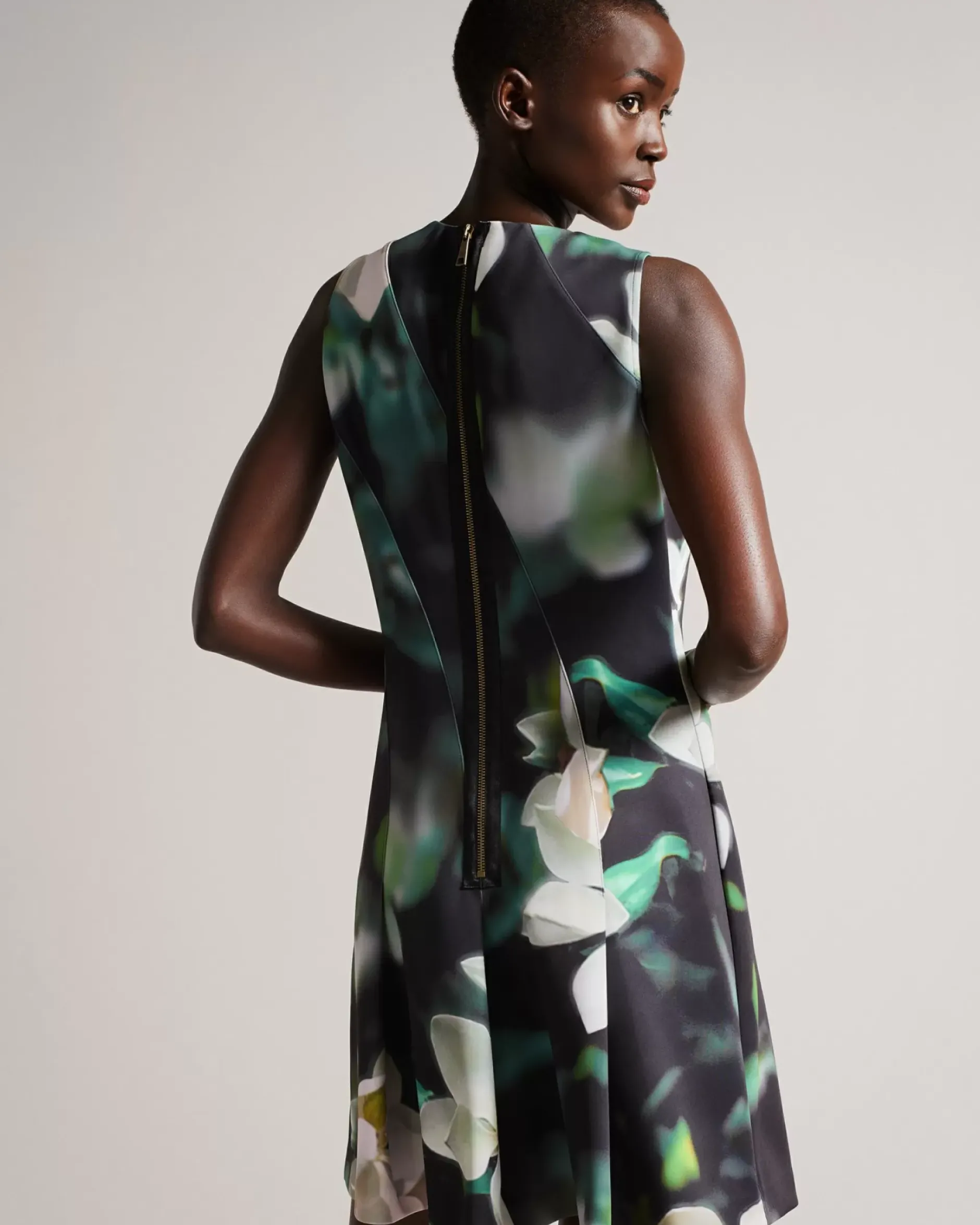 Discount Maggnie Women Dresses