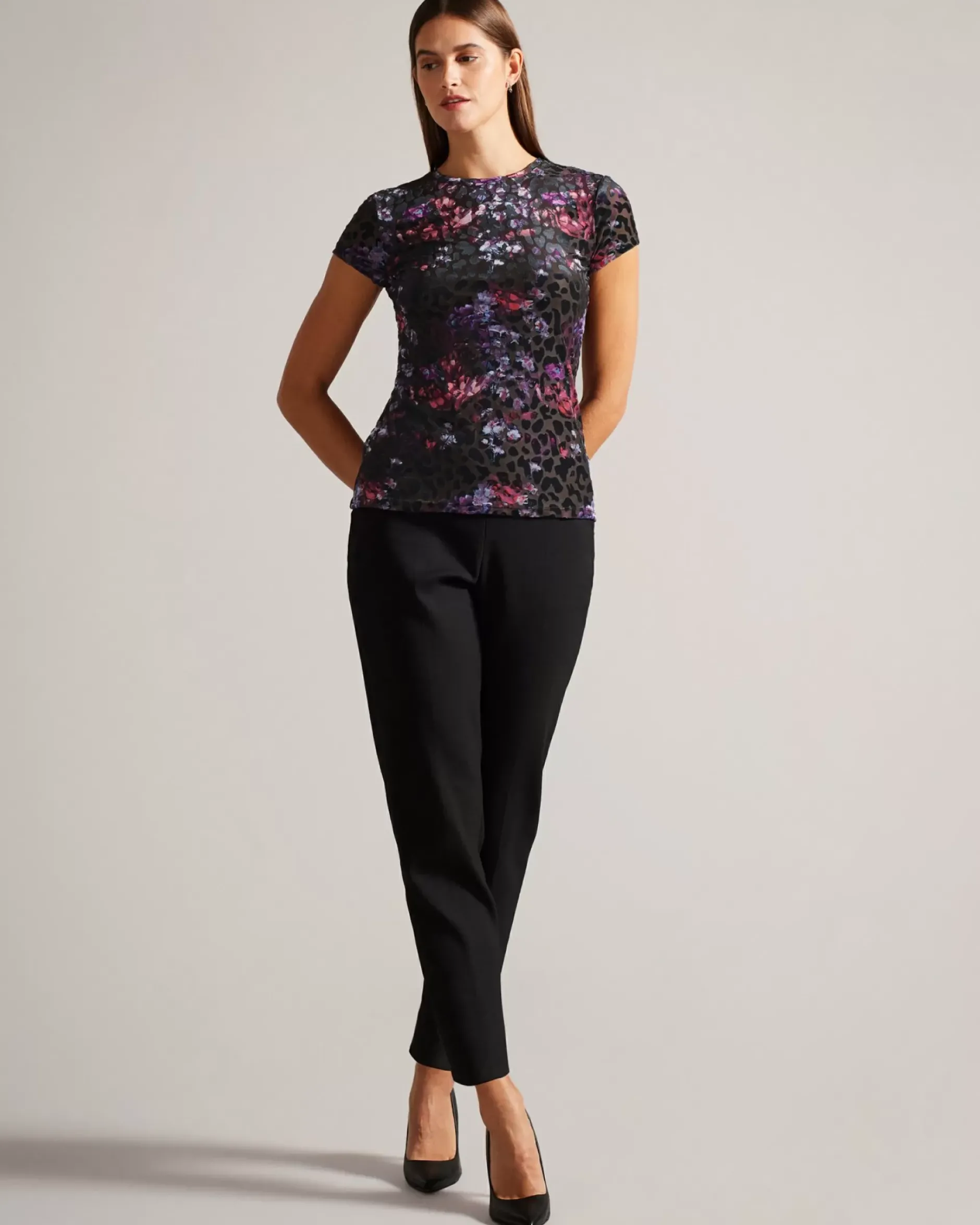 Hot Marjet Women T-Shirts & Vests