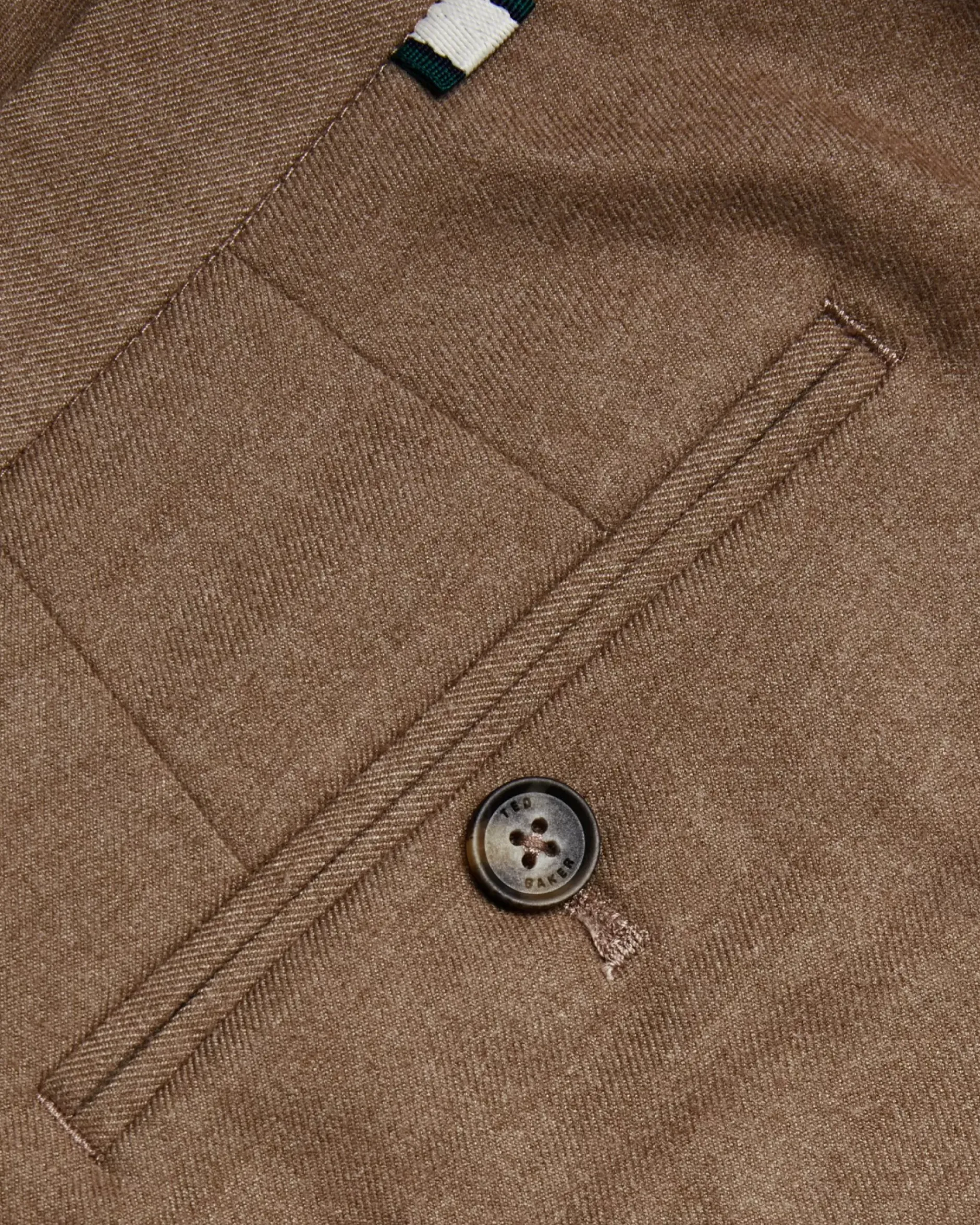 Sale Ngolo Men Trousers & Chinos