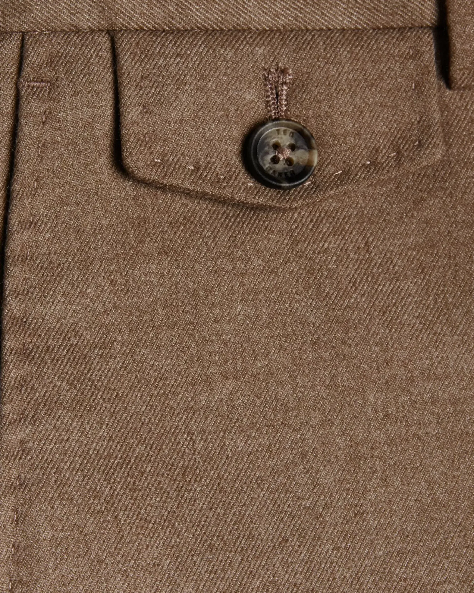 Sale Ngolo Men Trousers & Chinos
