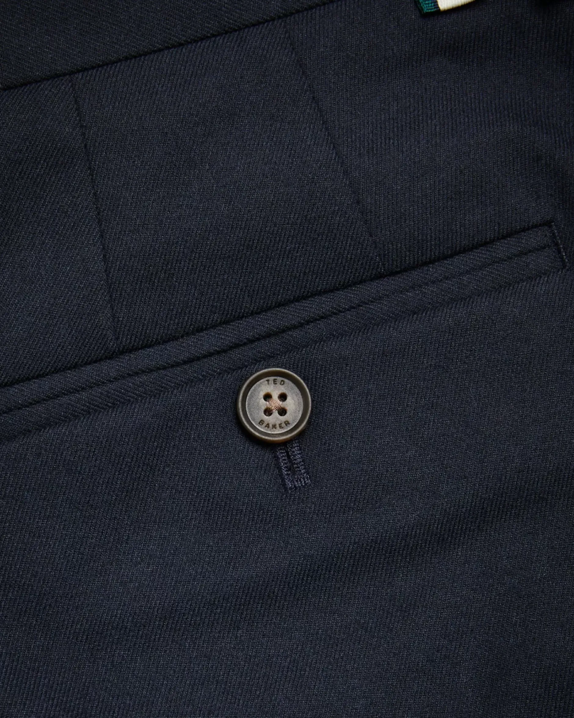 New Ngolo Men Trousers & Chinos