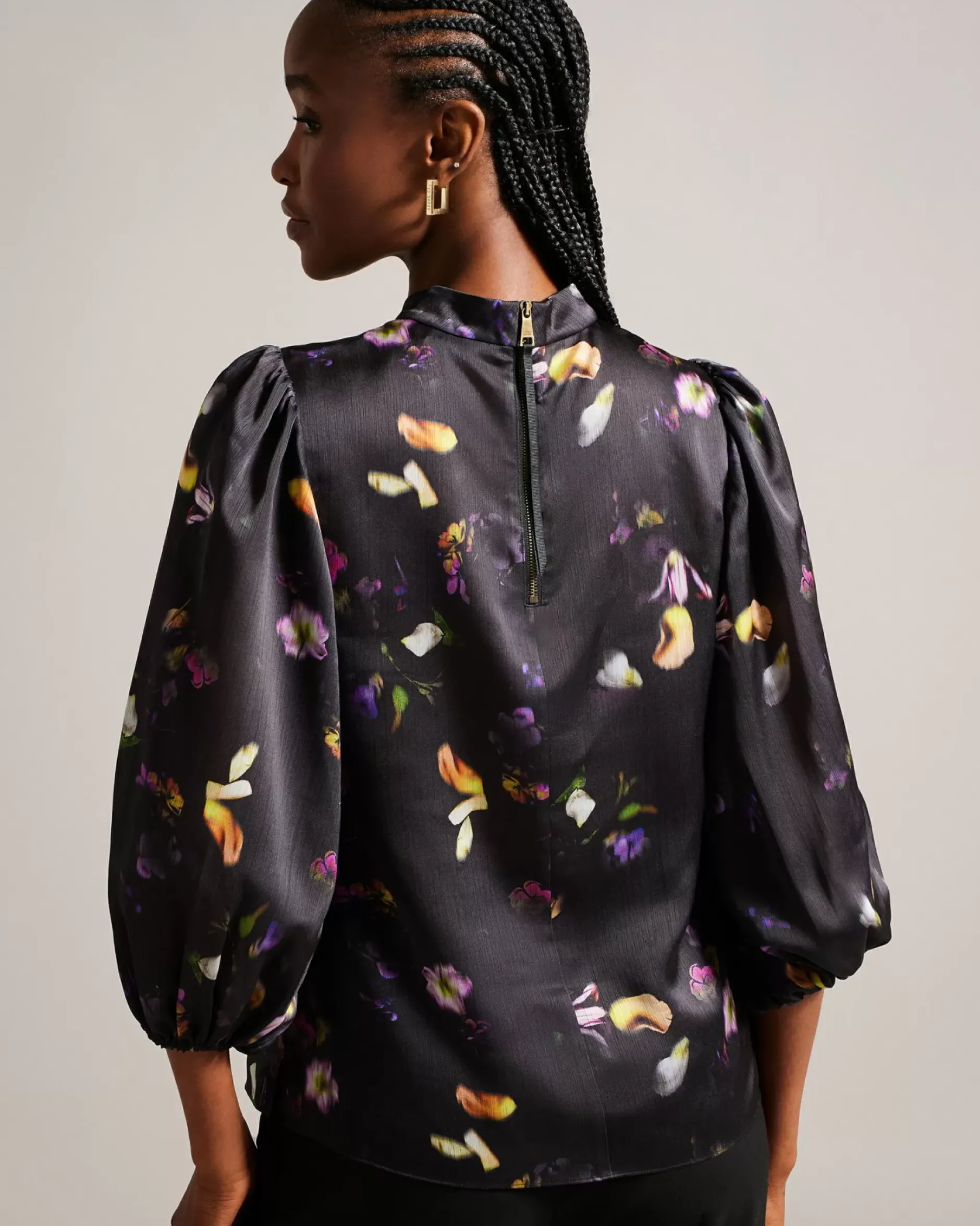 Discount Niycole Women Tops & Blouses
