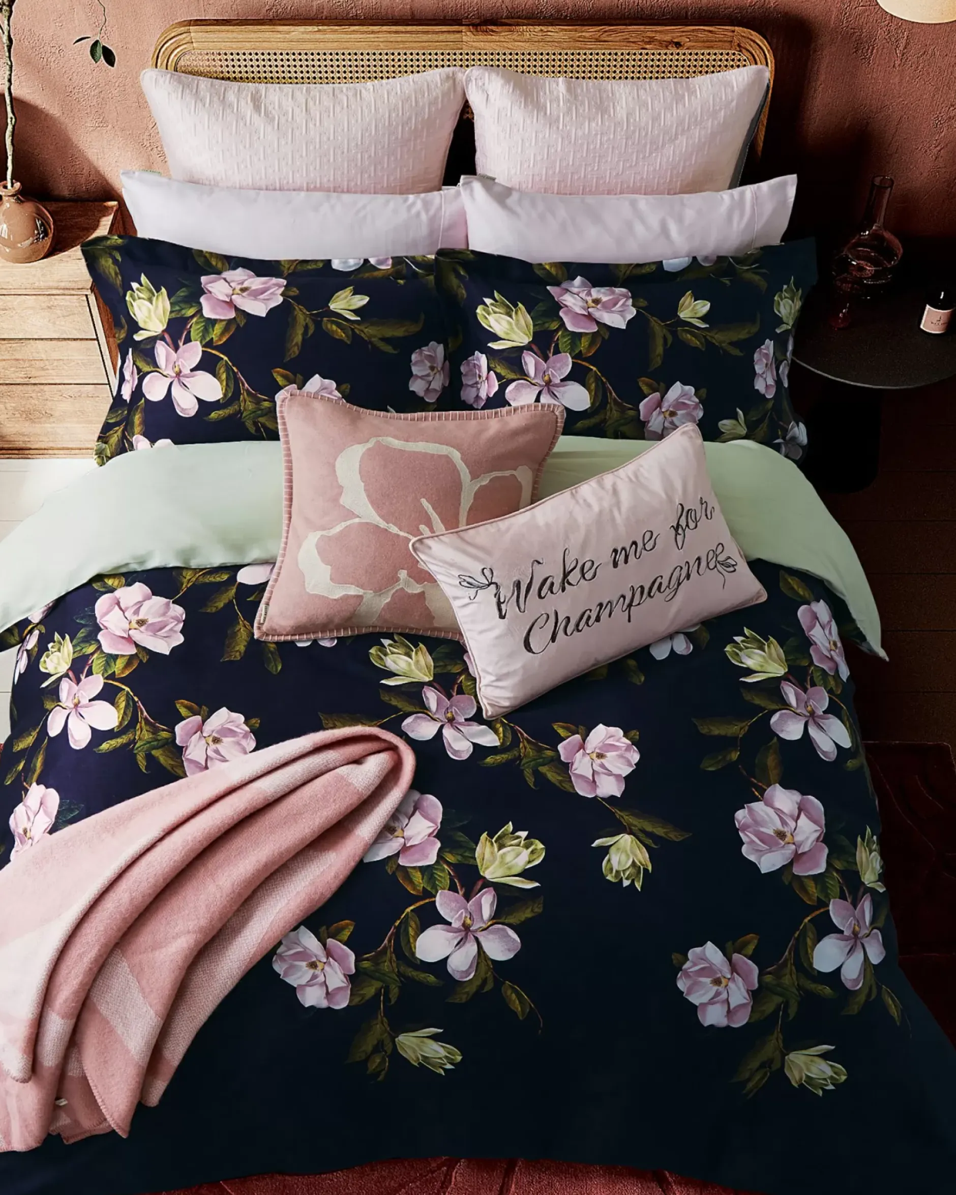 Hot Opalley Bedding