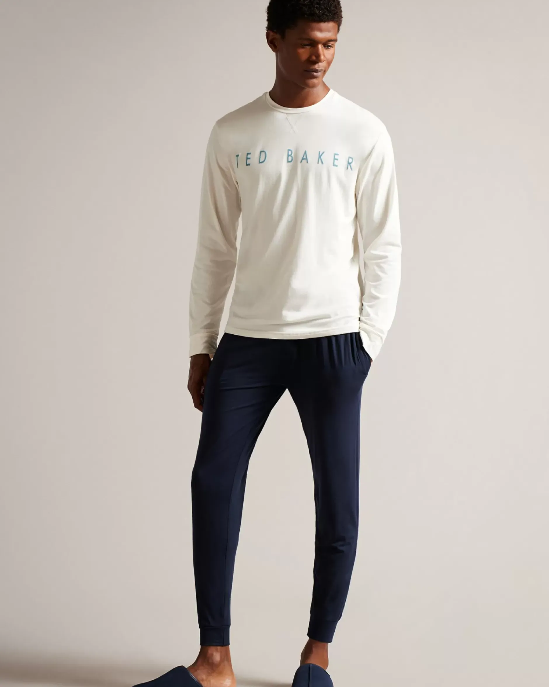 Online Petterr Men Slippers