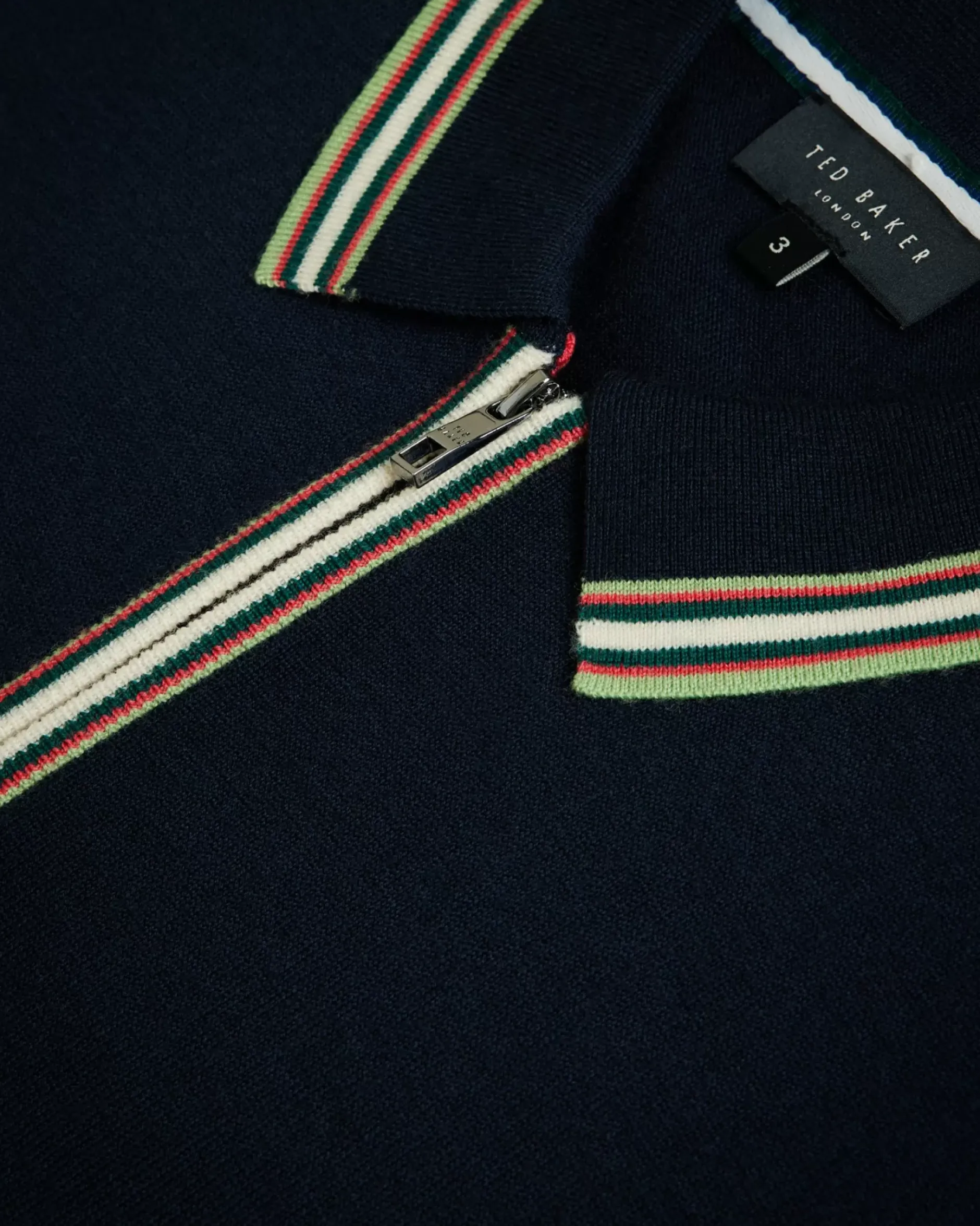 Online Pierrot Men Tops