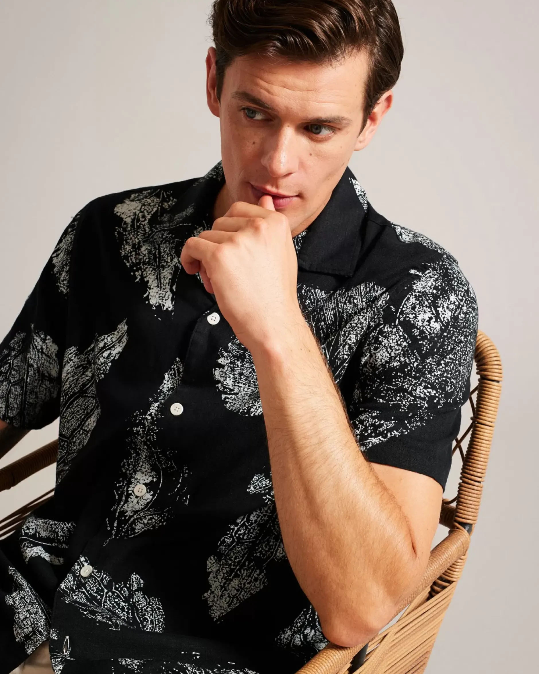 Discount Rialto Men Tops