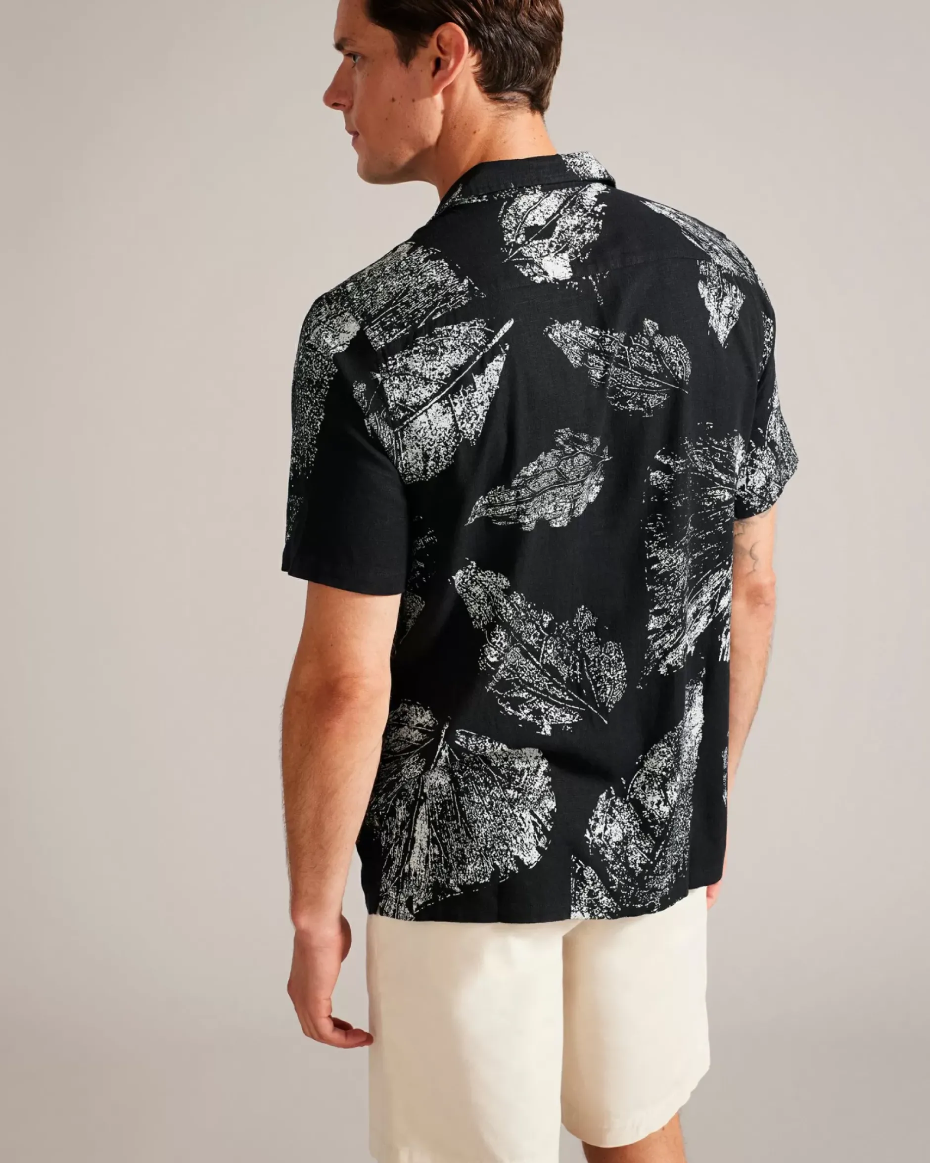 Discount Rialto Men Tops