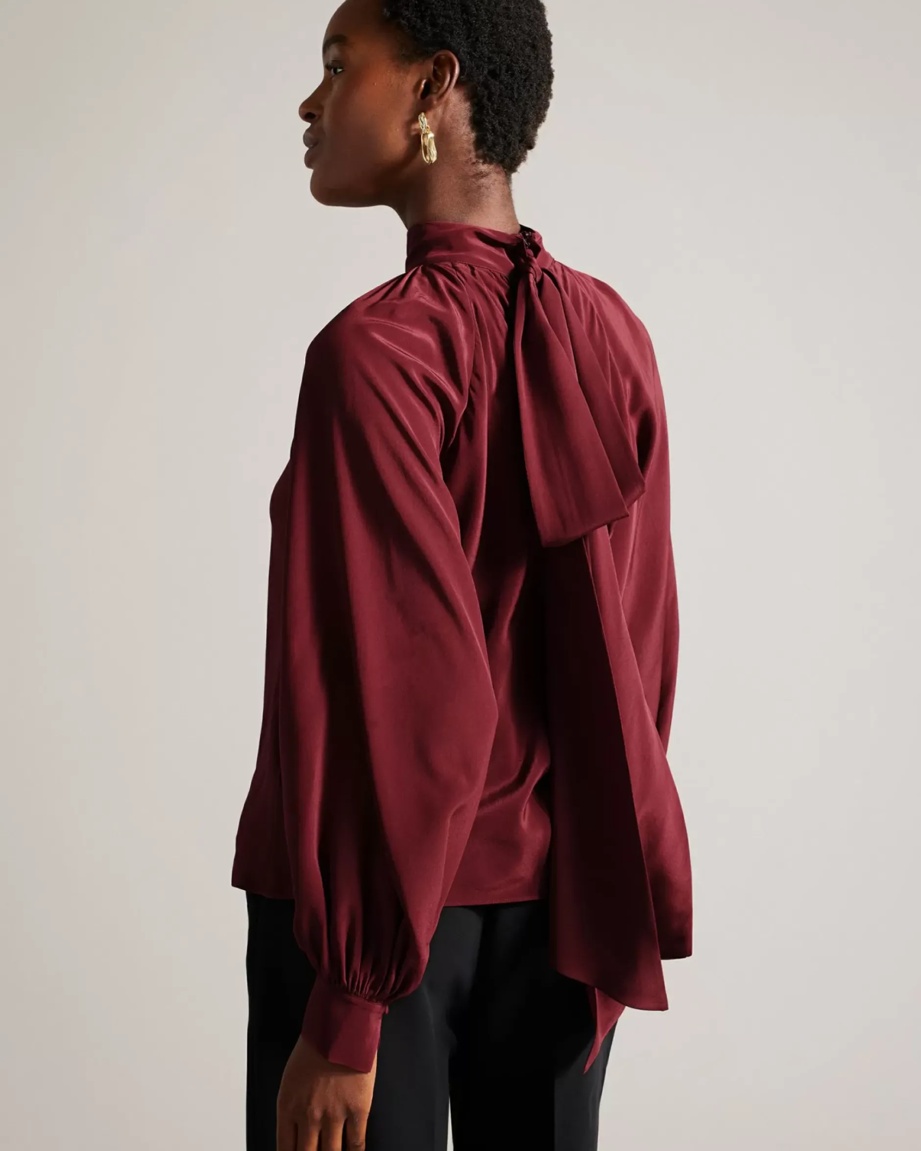 Hot Robbiey Women Tops & Blouses