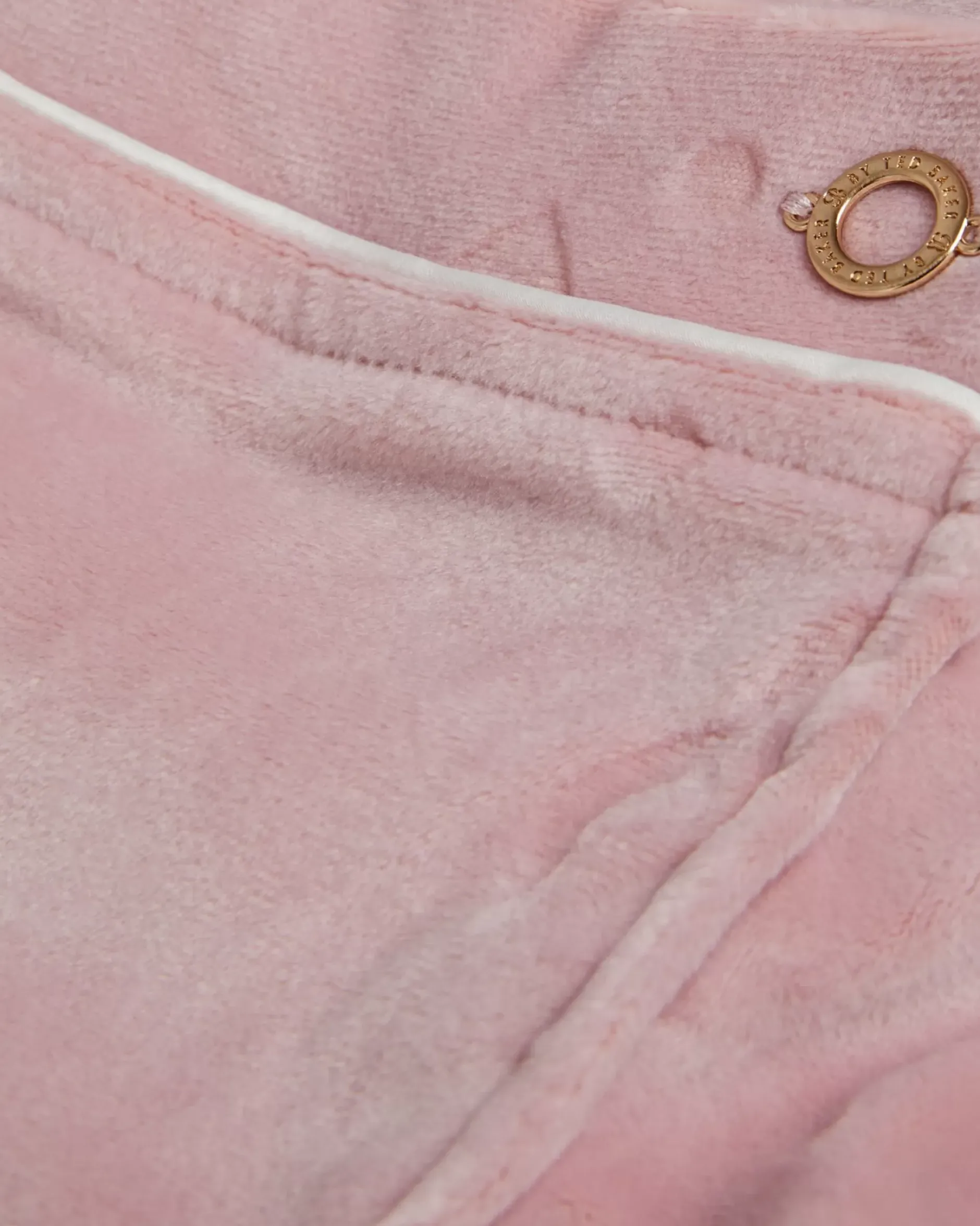 Discount Slepse Women Lingerie & Pyjamas