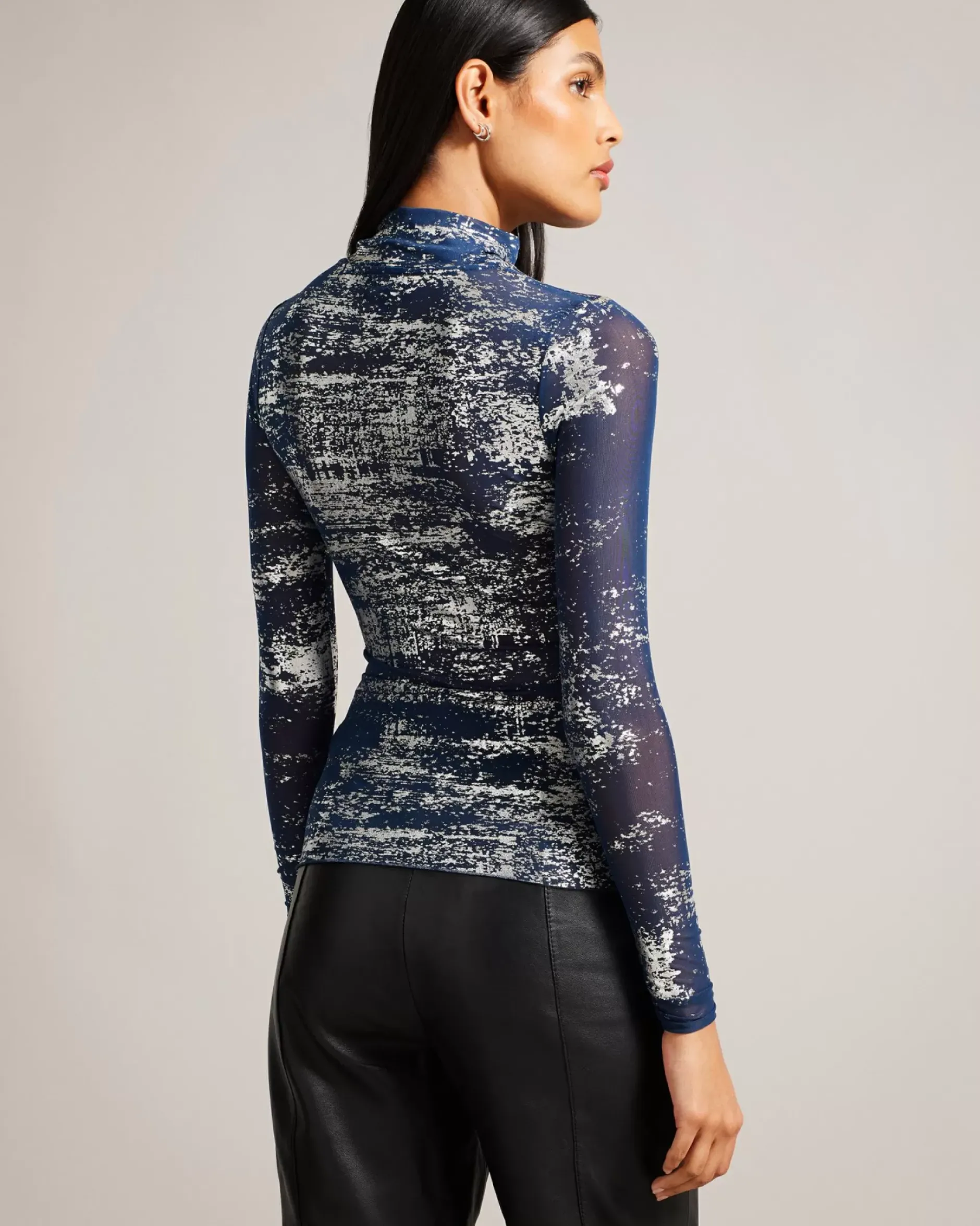 Best Sofiy Women Tops & Blouses
