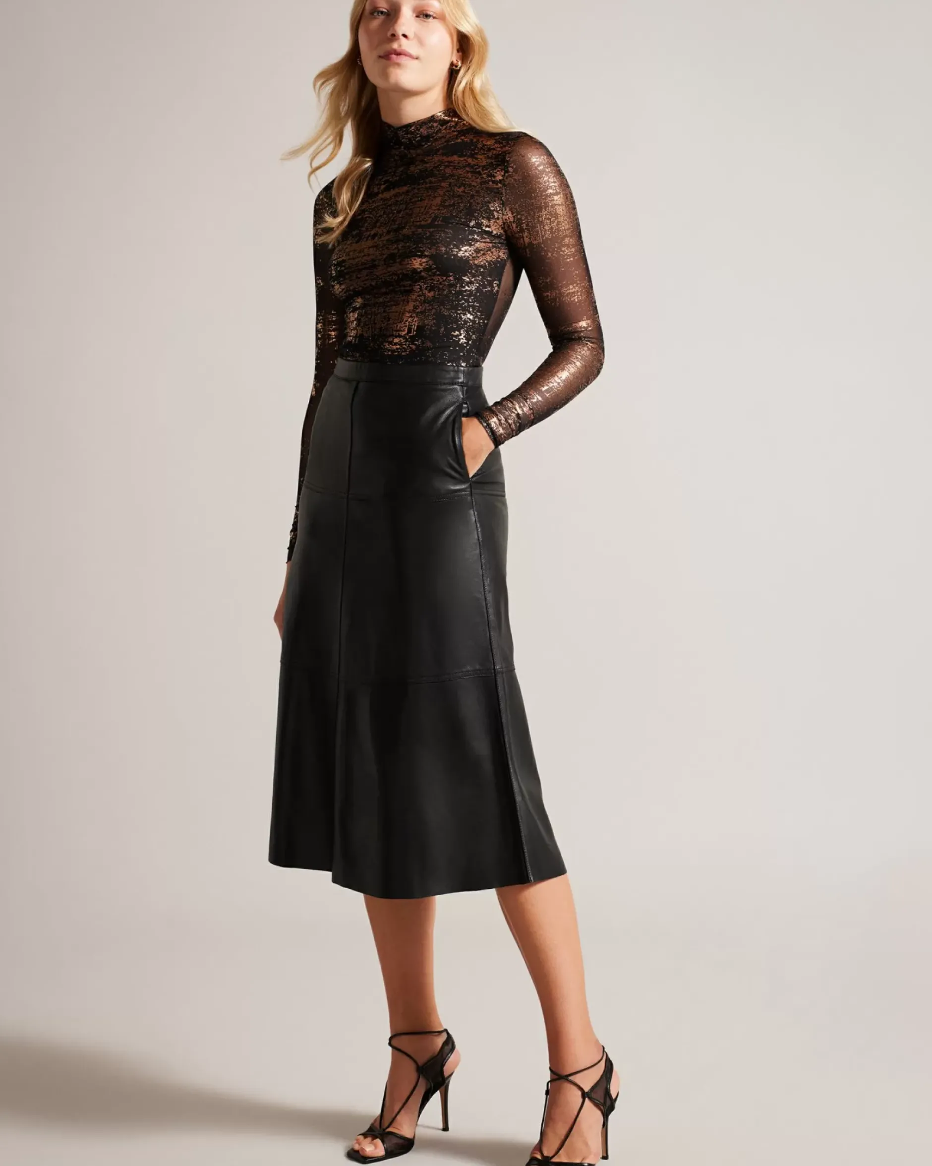 Hot Sofiy Women Tops & Blouses