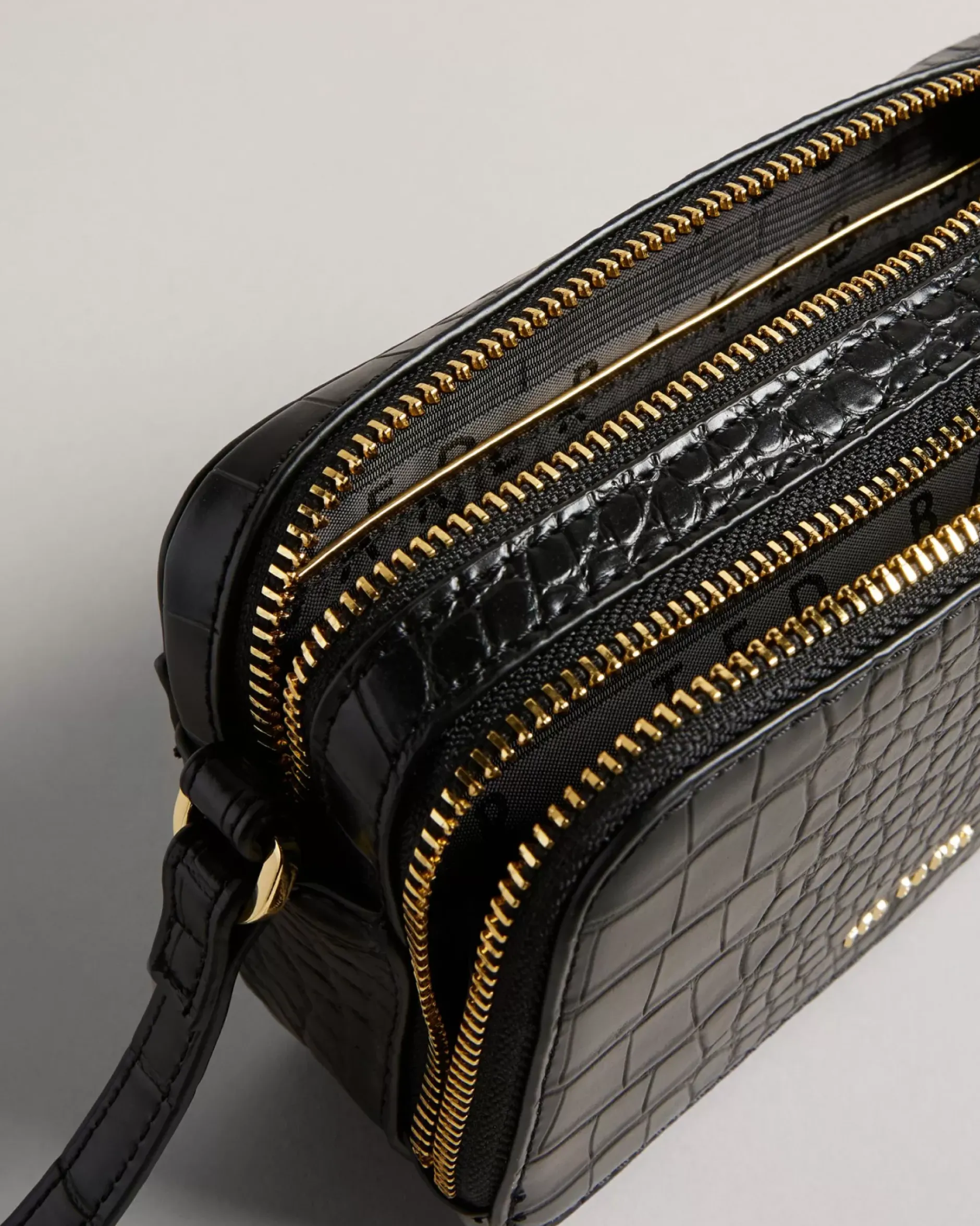 New Stina Women Crossbody Bags