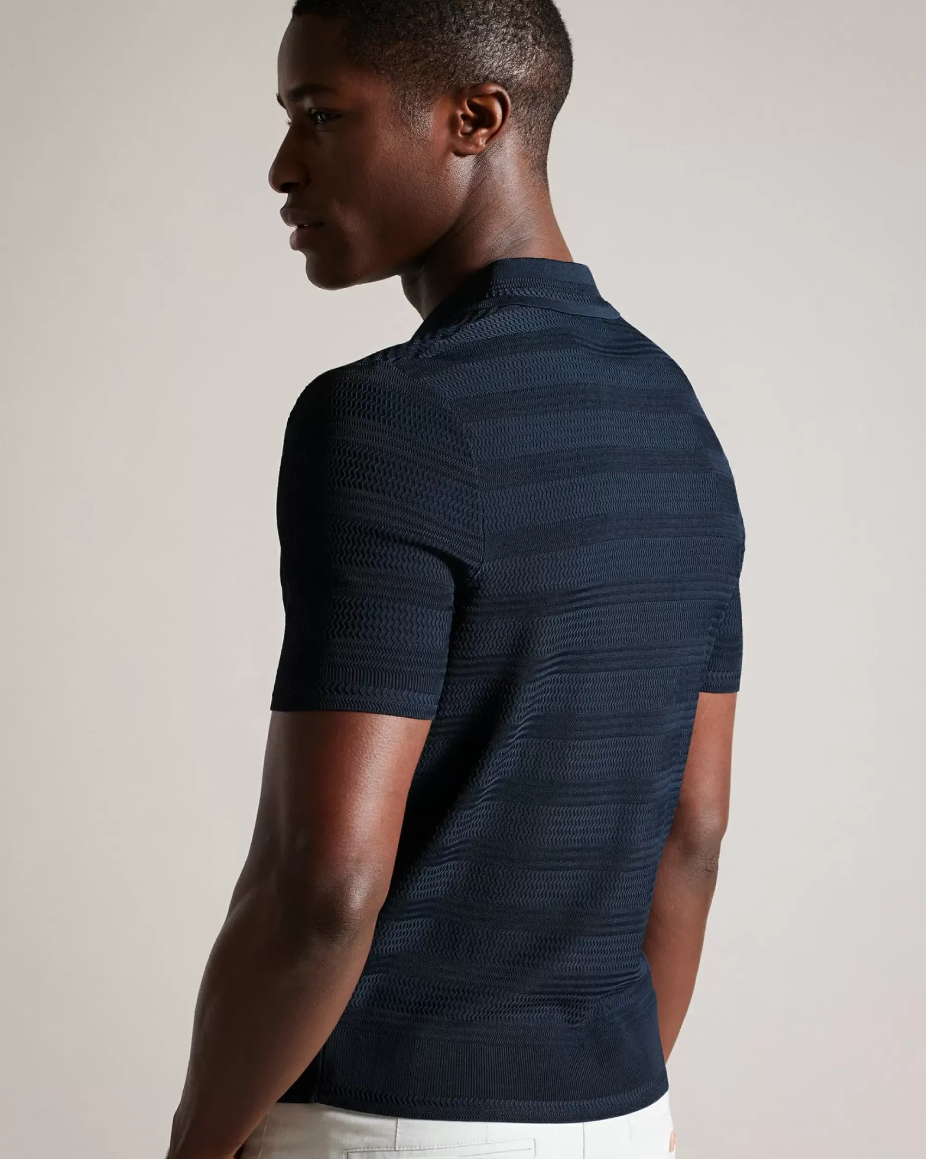 Discount Stree Men Tops