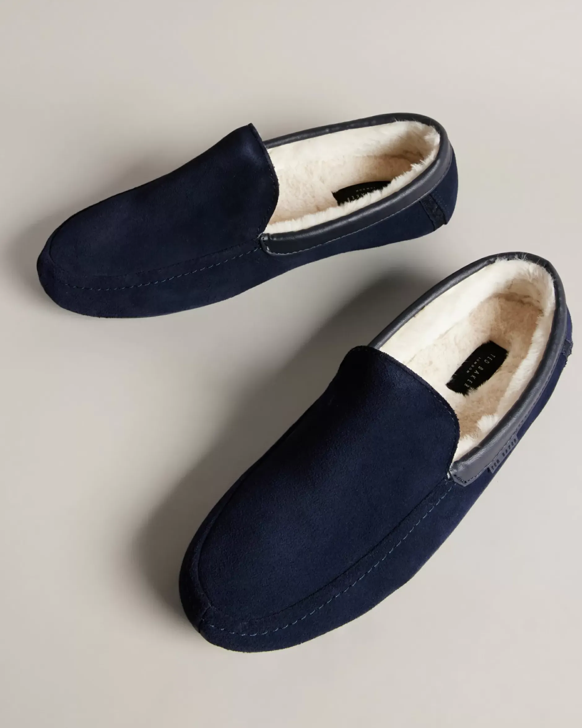 Discount Vallant Men Slippers