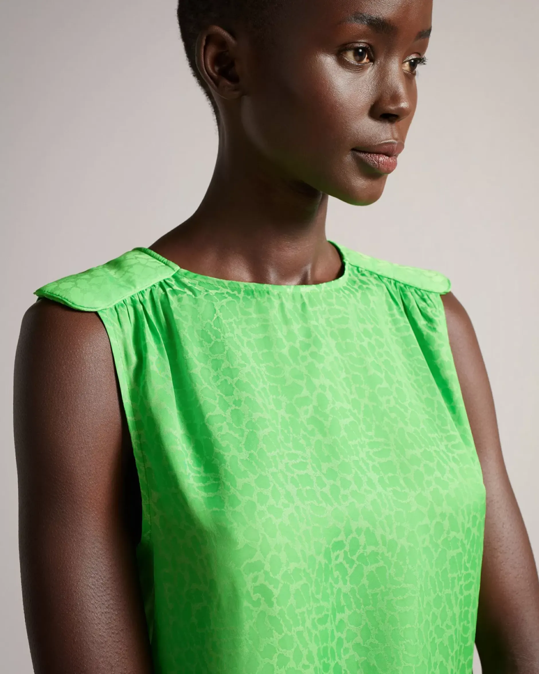 Hot Vikkio Women Tops & Blouses