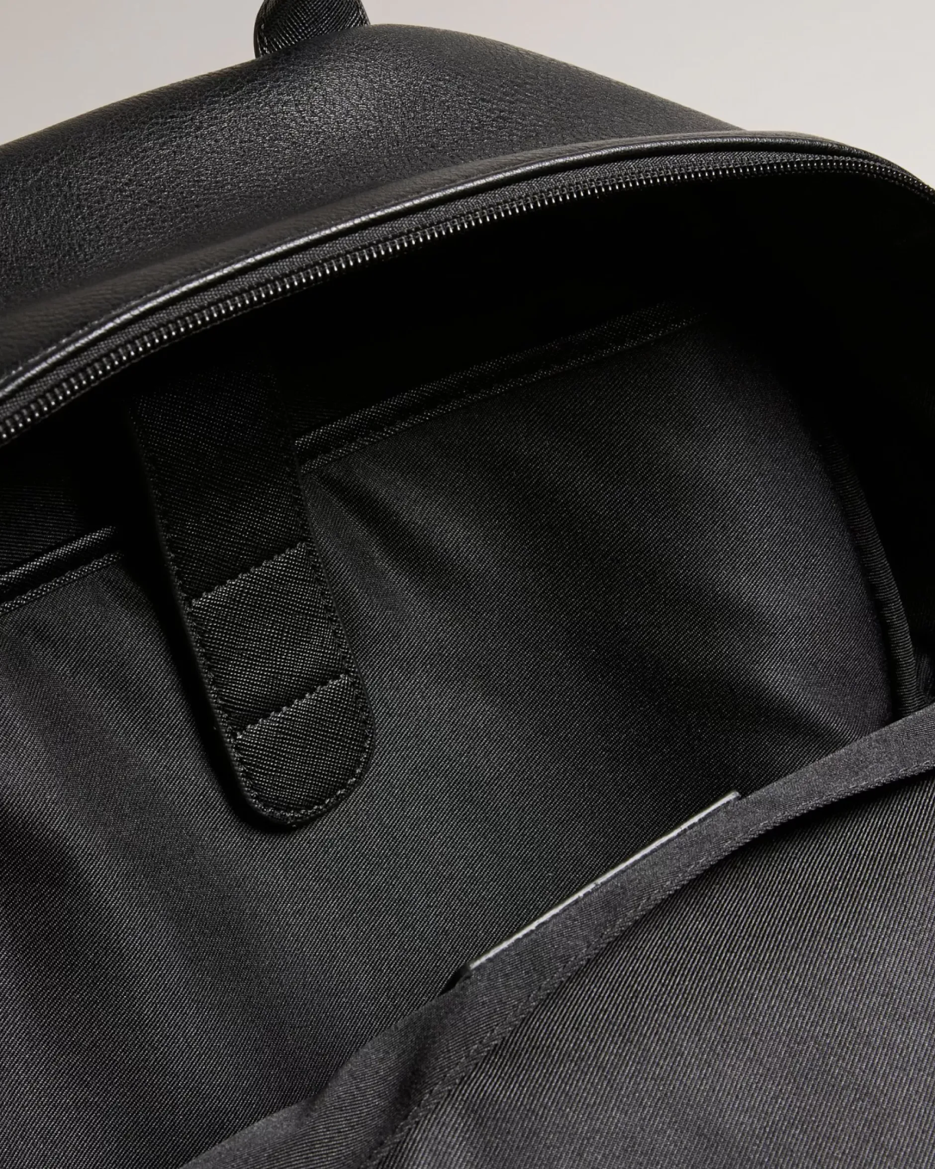 Best Waynor Men Work Bags